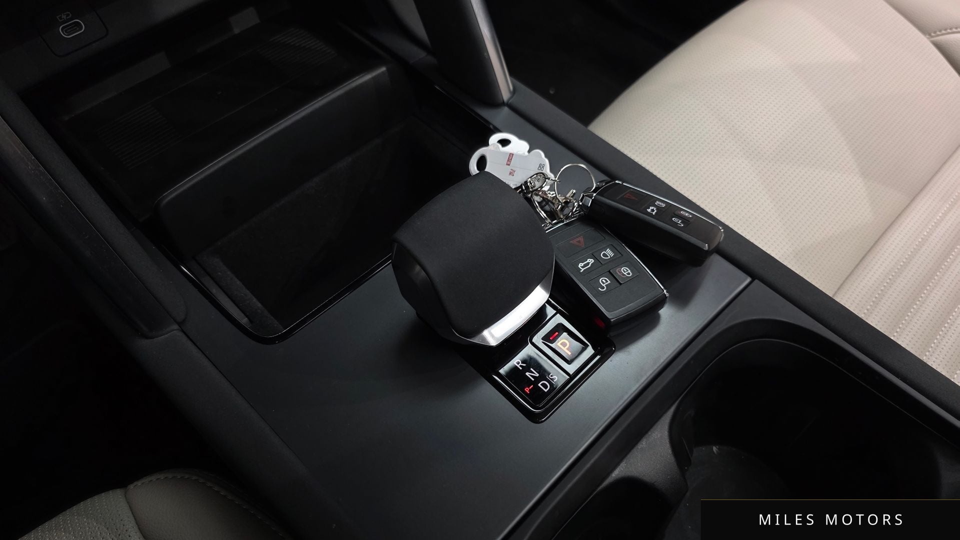 Land Rover Discovery Sport 2025 — миниатюра 12