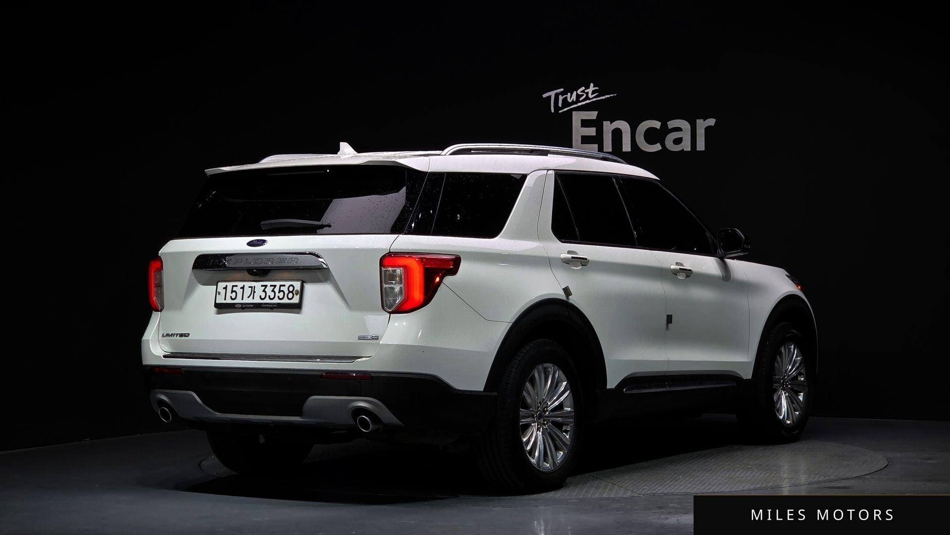 Ford Explorer 2020 — миниатюра 2