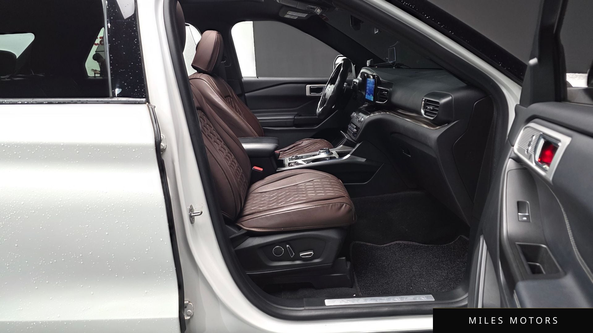 Ford Explorer 2020 — миниатюра 10