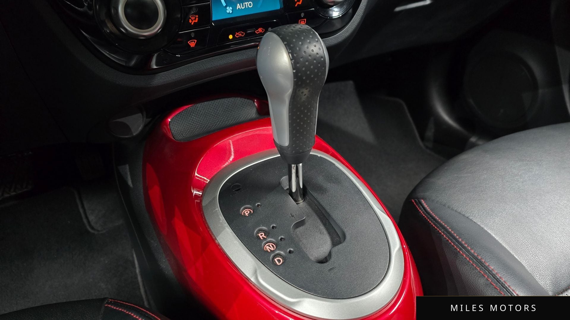 Nissan Juke 2017 — миниатюра 9