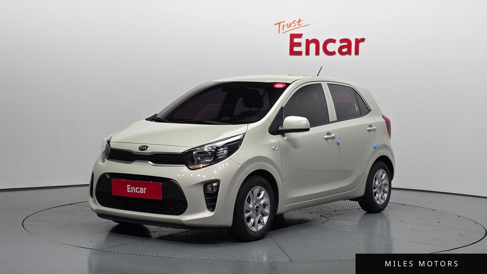 Kia morning 2018 — фото 1 из 12