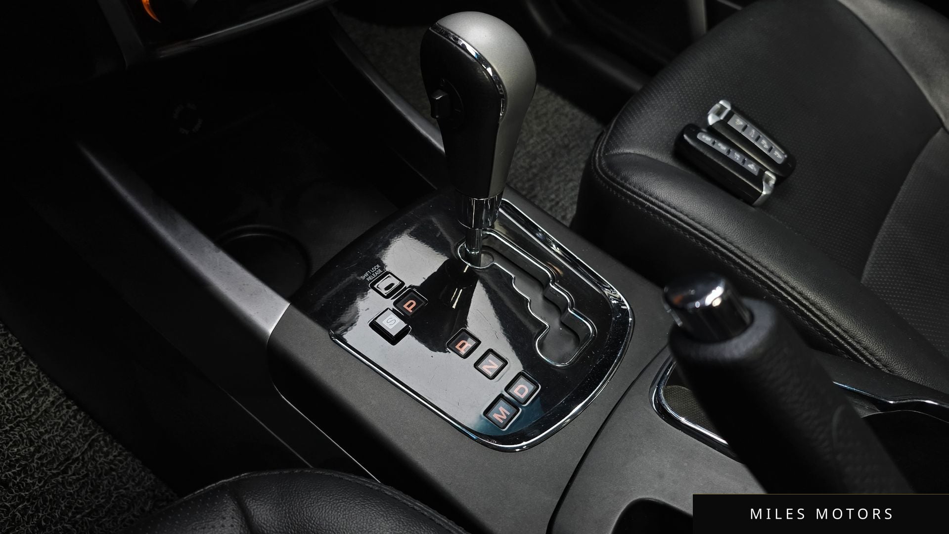 KG Mobility KORANDO 2015 — миниатюра 12