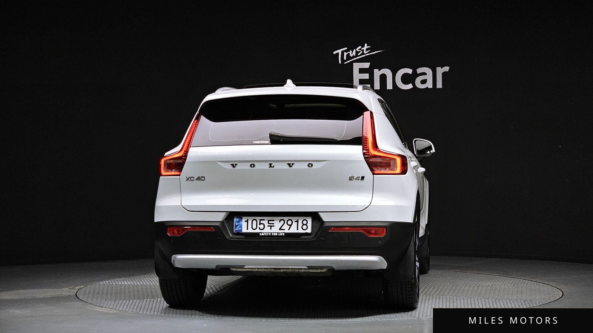 Volvo XC40 2025 — миниатюра 4