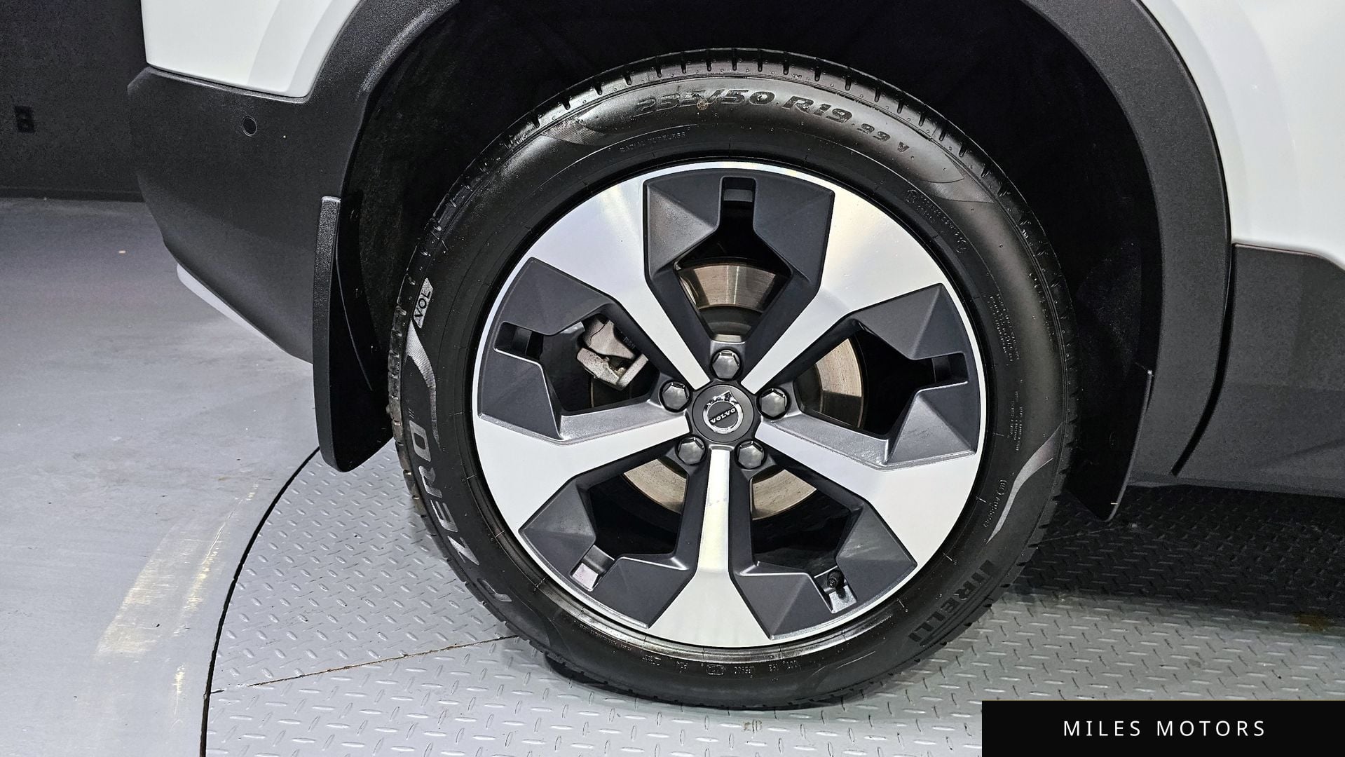 Volvo XC40 2025 — миниатюра 5