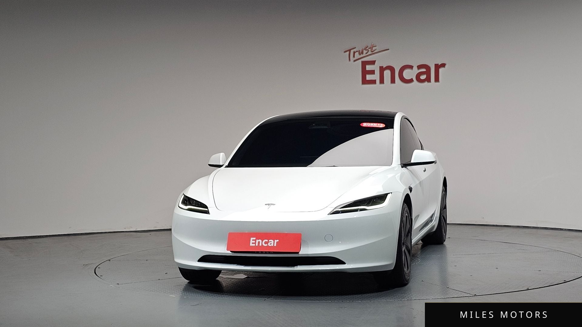 Tesla Model 3 2025 — миниатюра 2