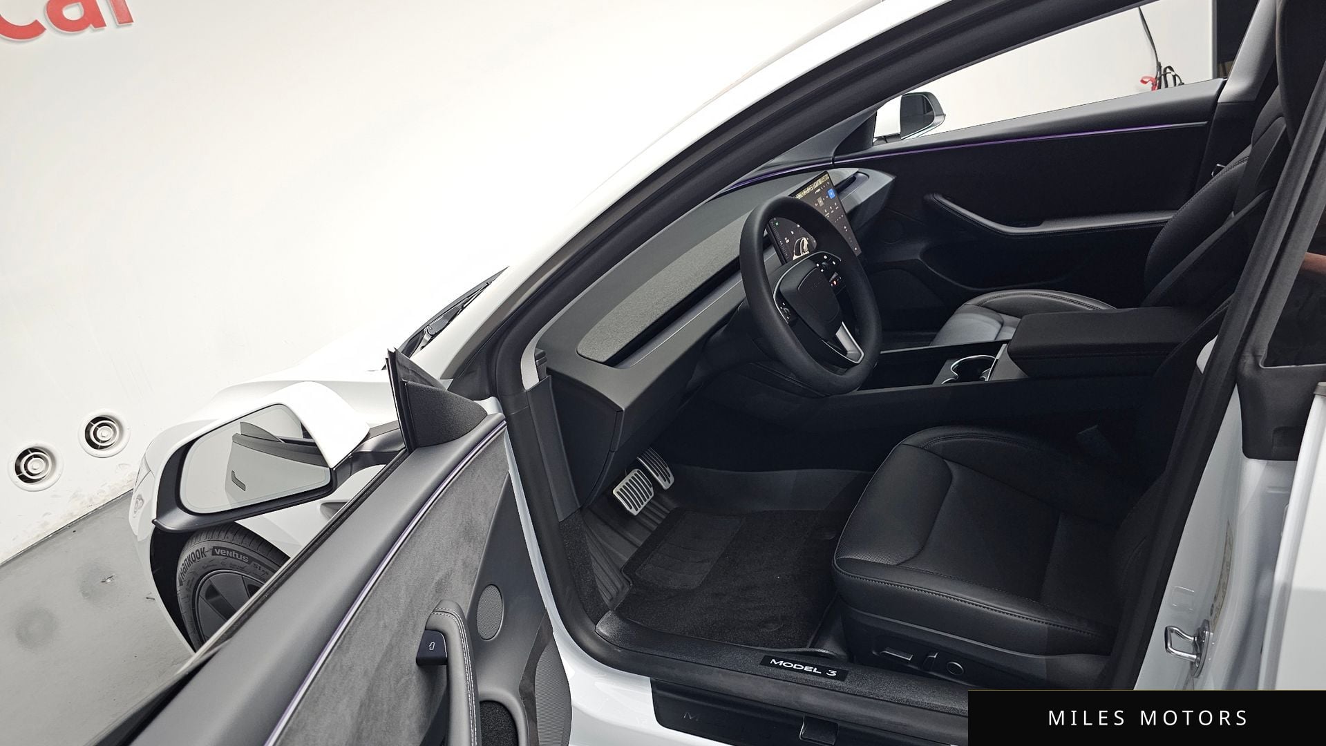 Tesla Model 3 2025 — миниатюра 12