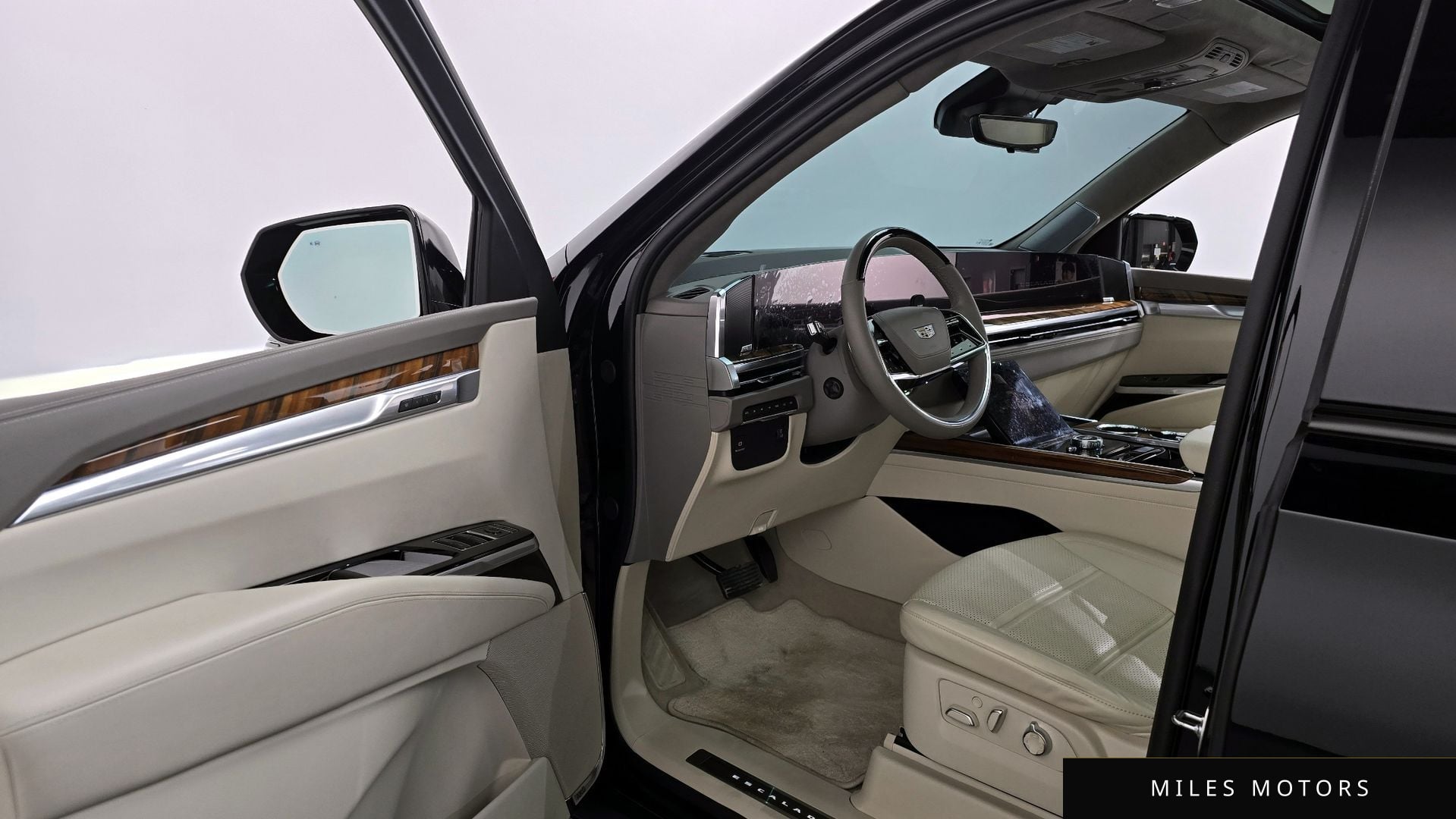 Cadillac Escalade 2025 — миниатюра 10