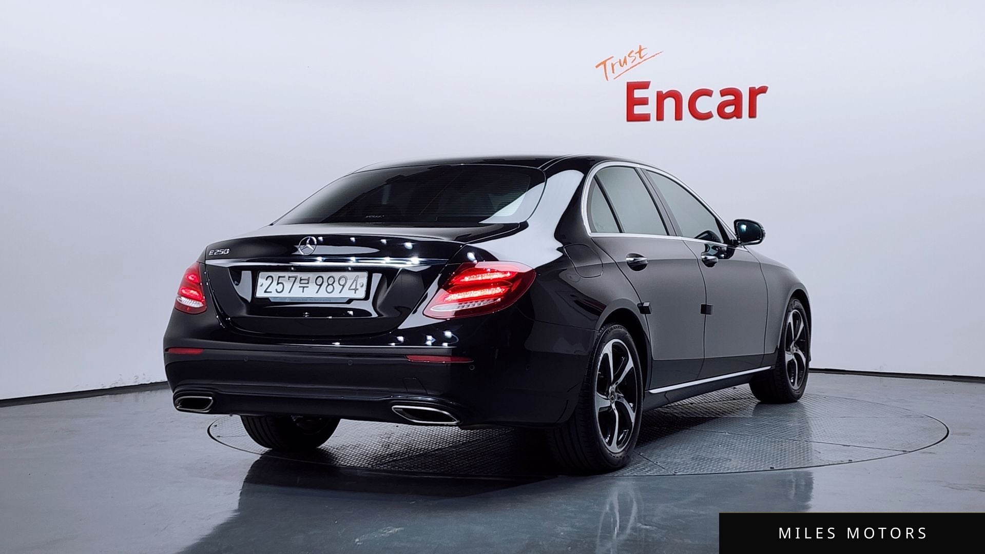 Mercedes-Benz E-Class W213 2020 — миниатюра 2