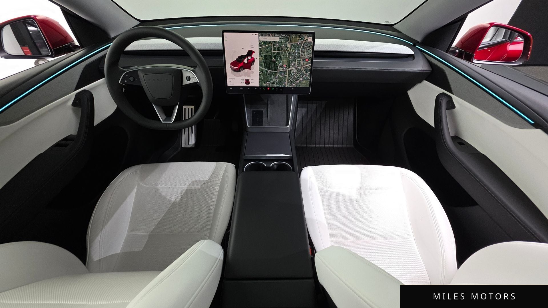 Tesla Model Y 2025 — миниатюра 10