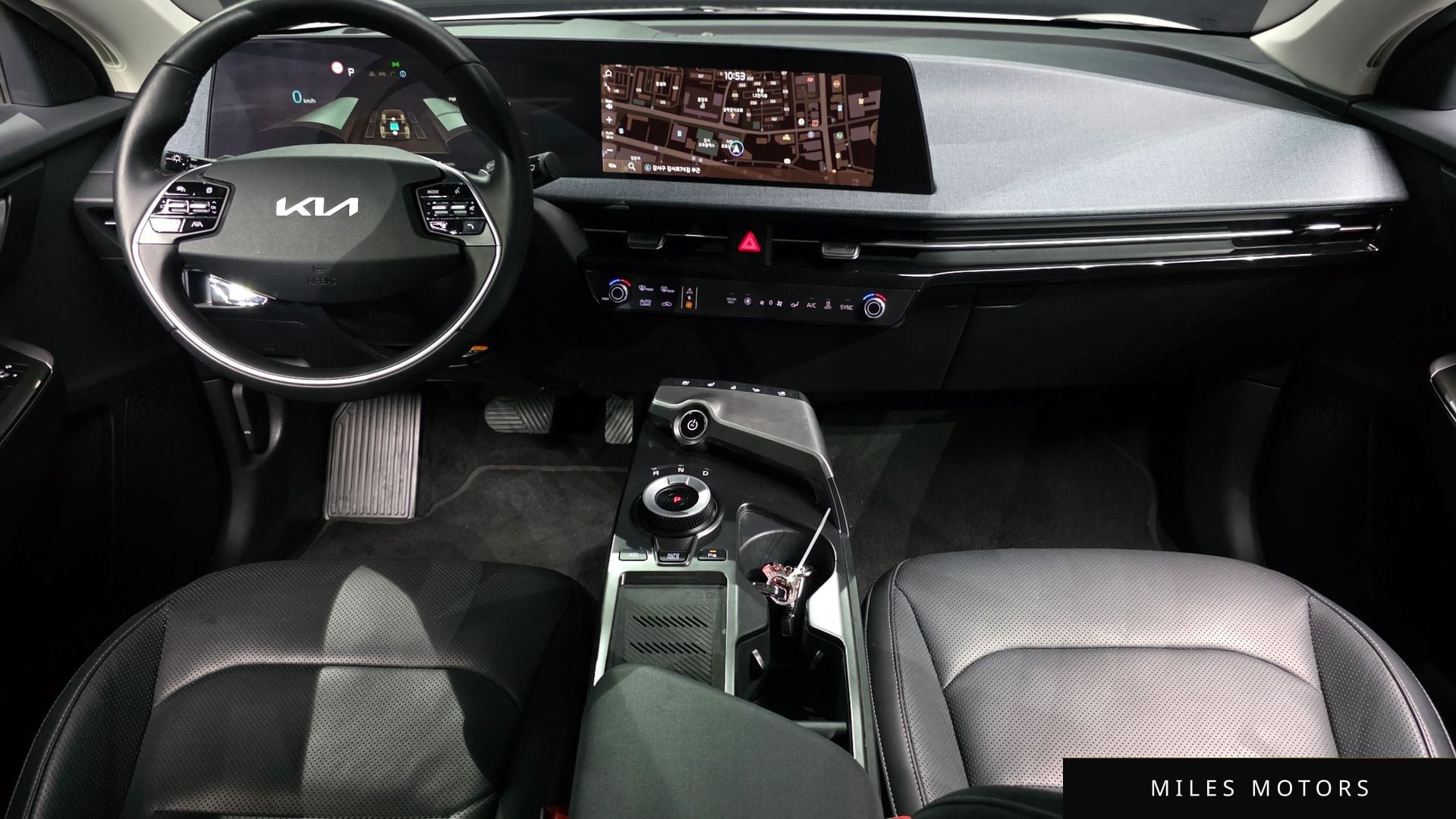Kia EV6 2023 — миниатюра 10