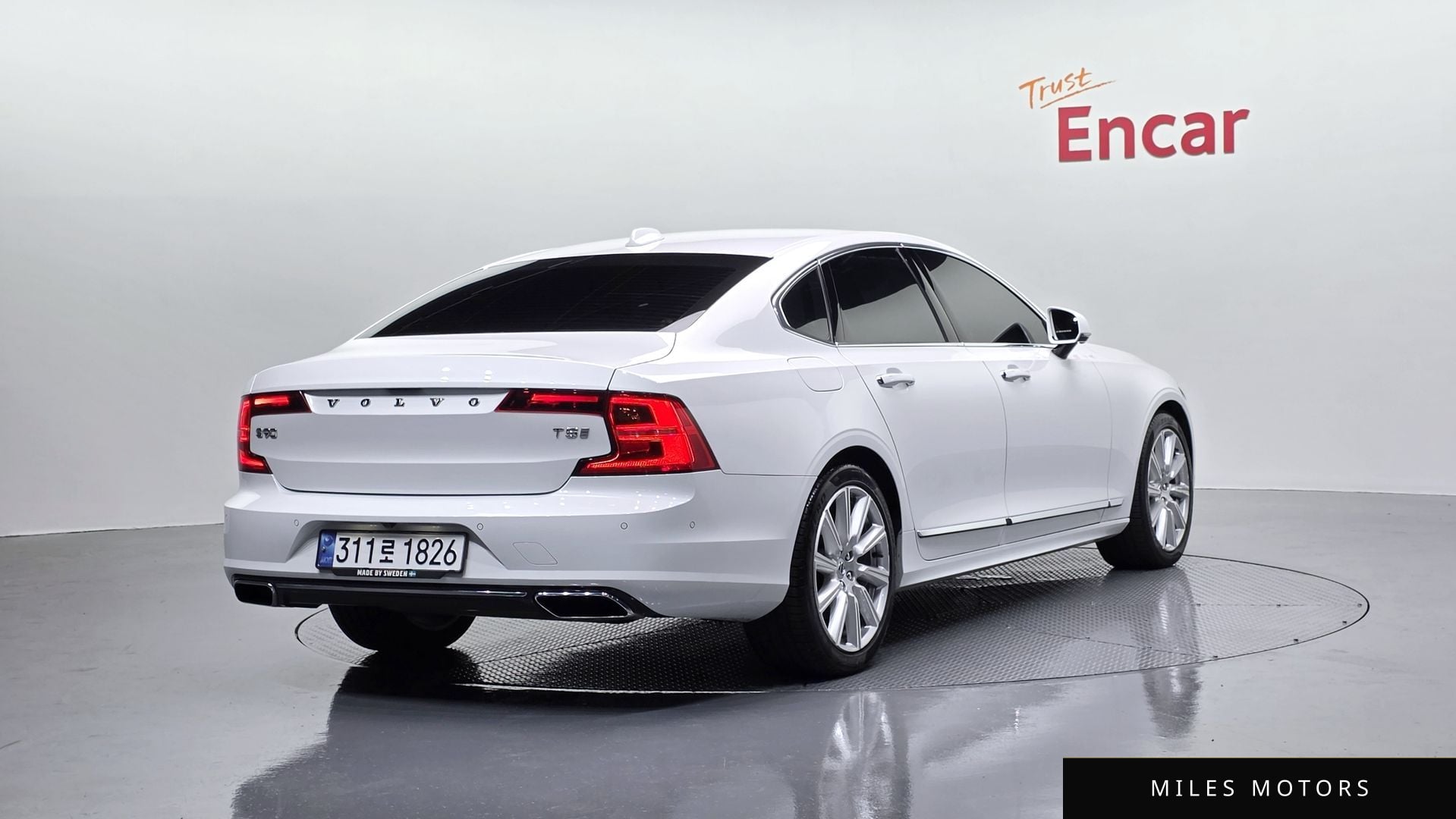 Volvo S90 2019 — миниатюра 2