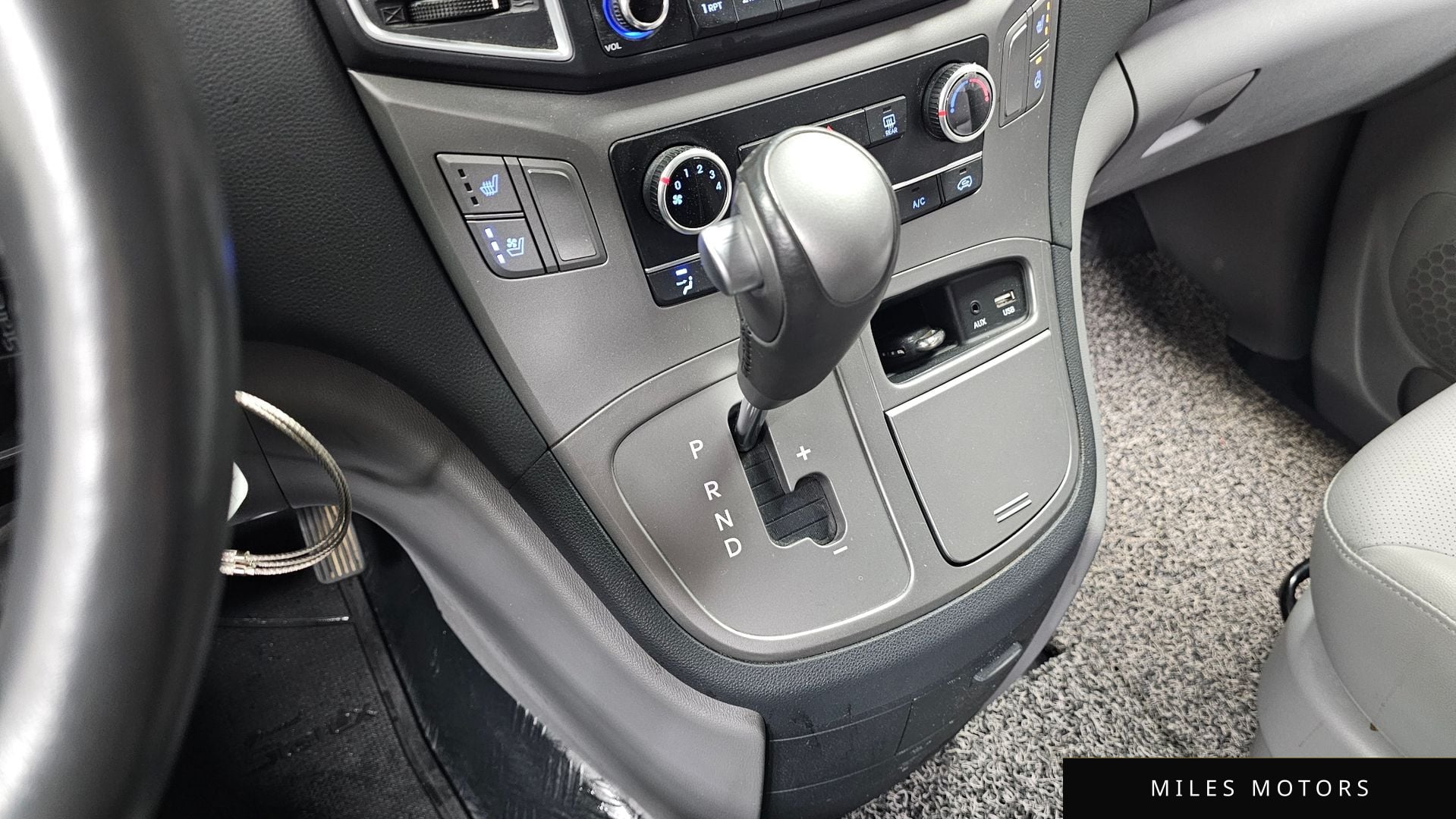 Hyundai Starex 2017 — миниатюра 12
