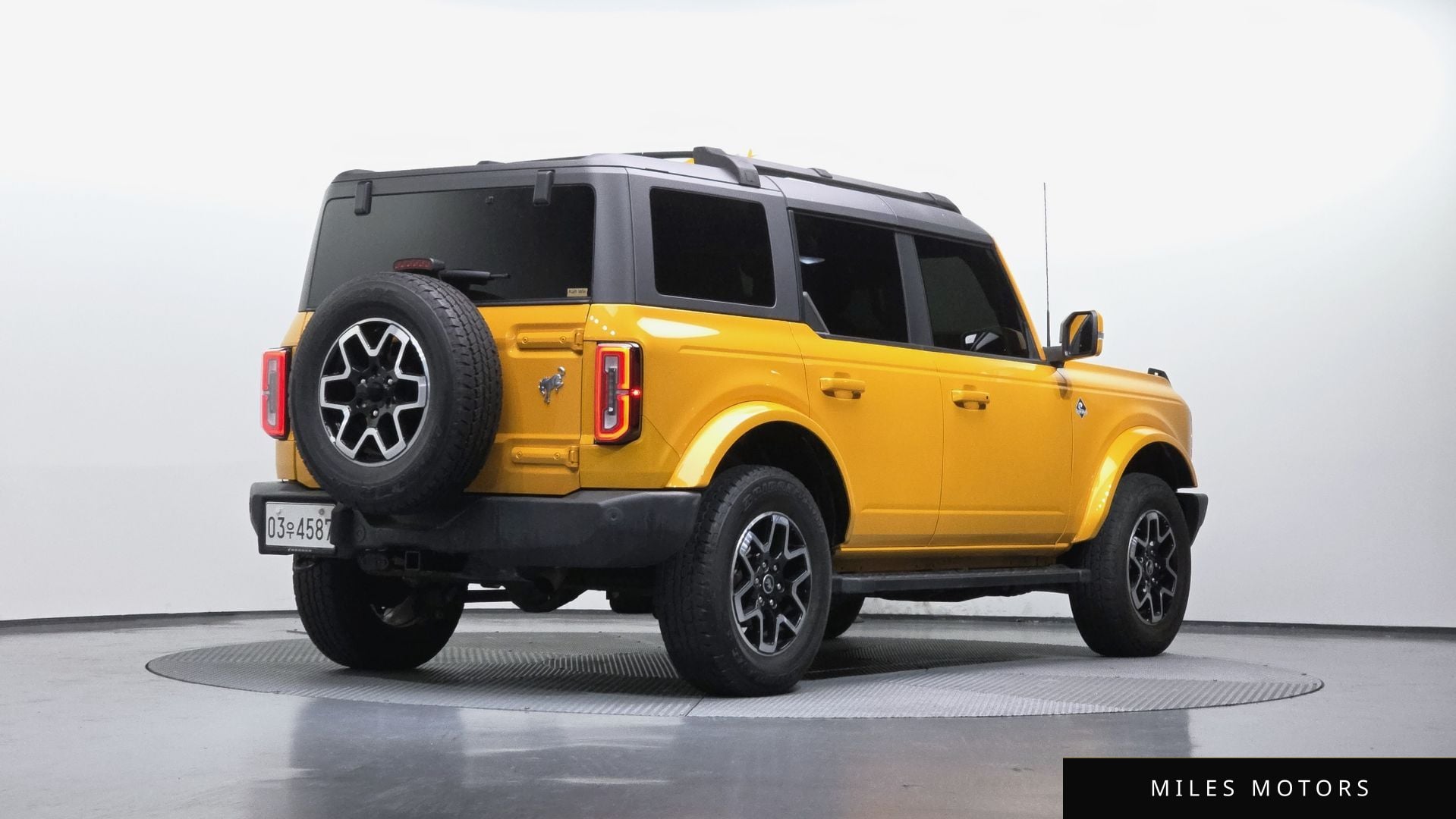 Ford Bronco 2022 — миниатюра 2