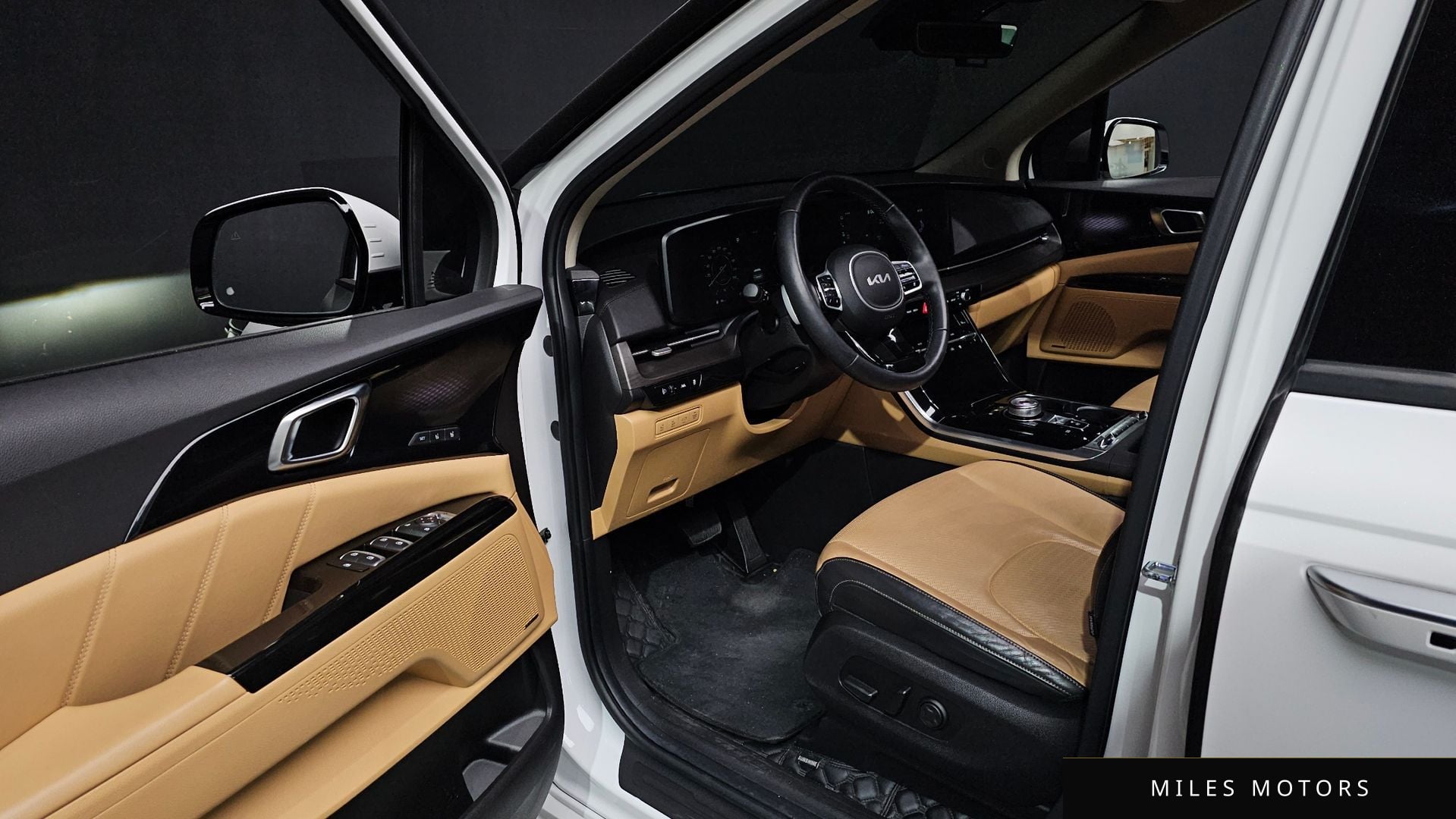Kia Carnival 2022 — миниатюра 10