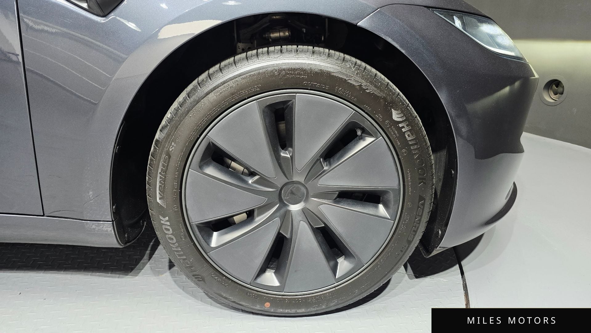 Tesla Model 3 2025 — миниатюра 7