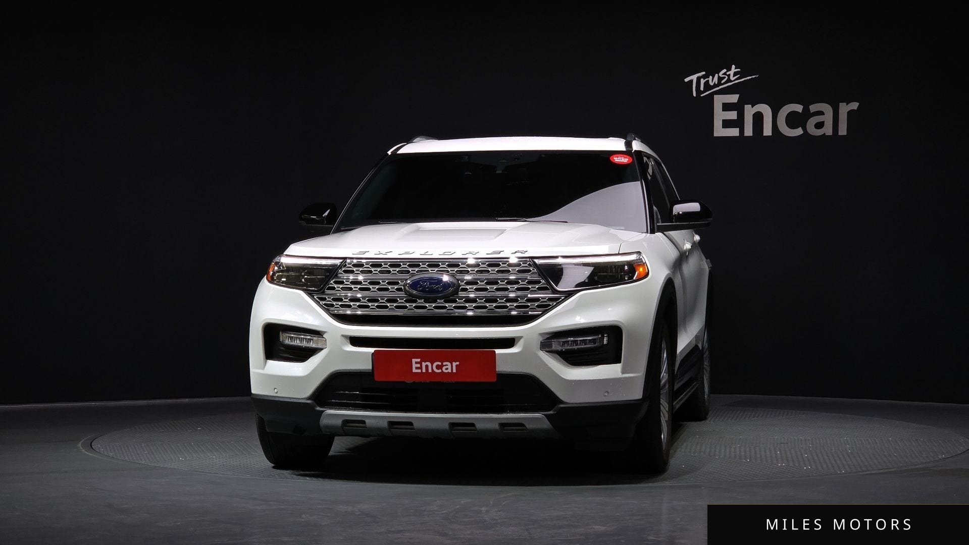 Ford Explorer 2021 — миниатюра 3