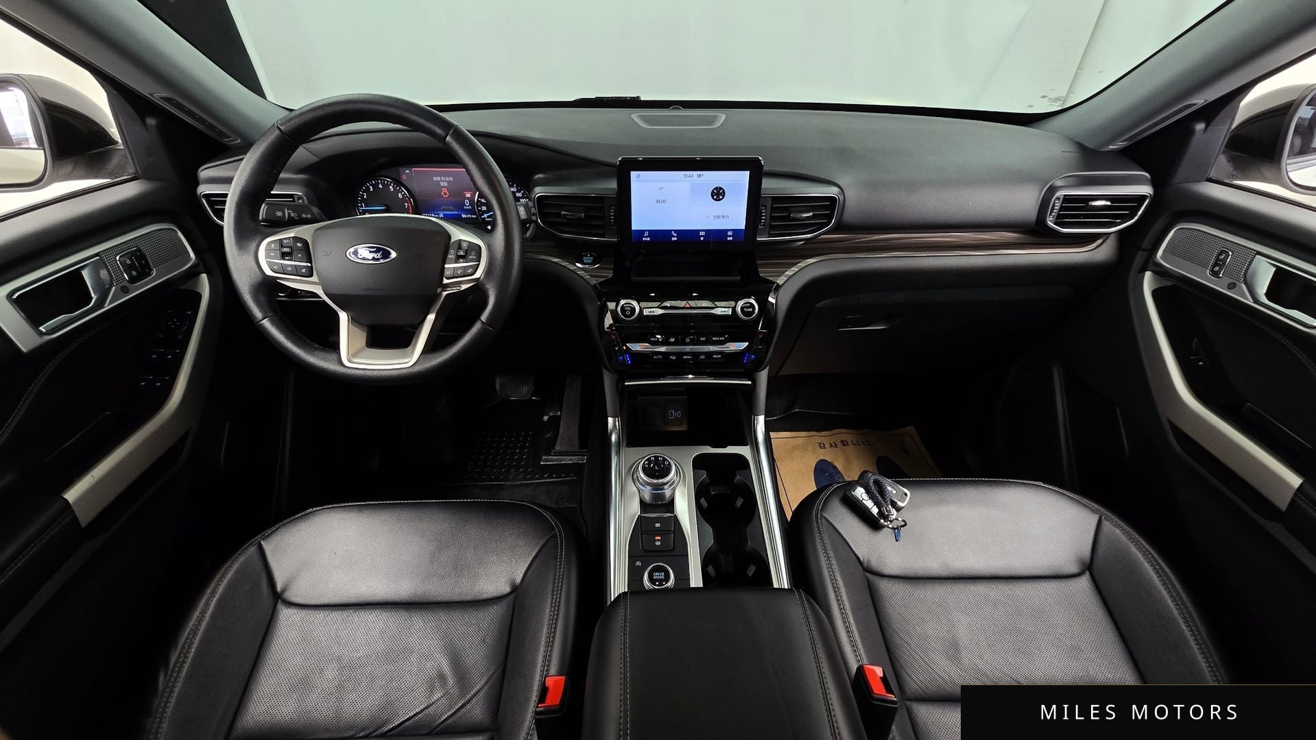 Ford Explorer 2021 — миниатюра 7