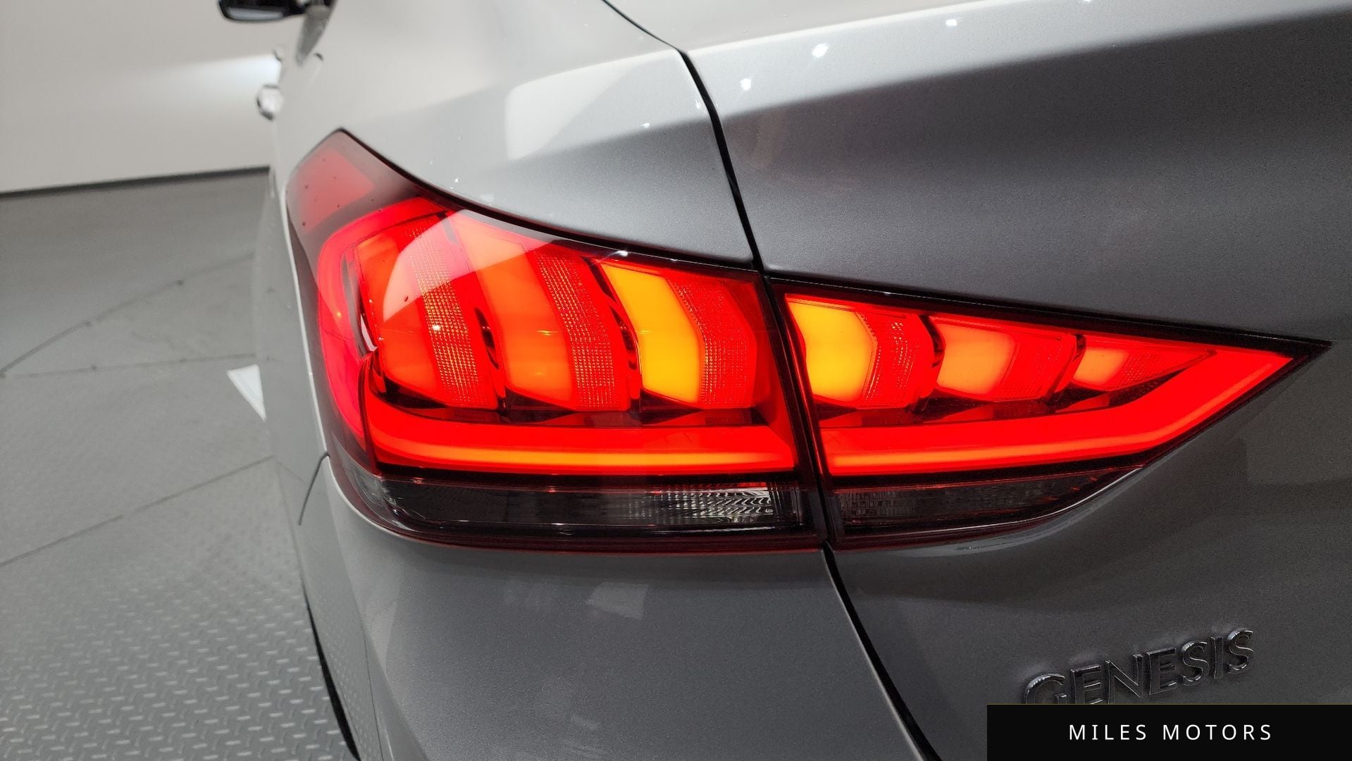 Hyundai Genesis 2016 — миниатюра 9