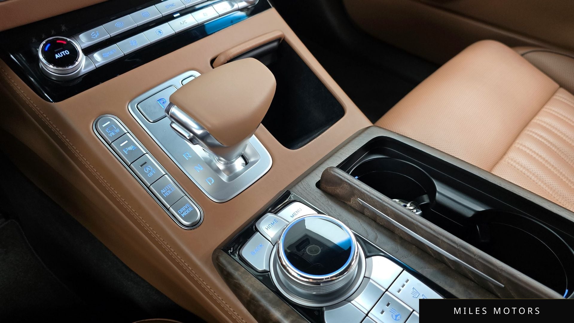 Genesis G90 2021 — миниатюра 12