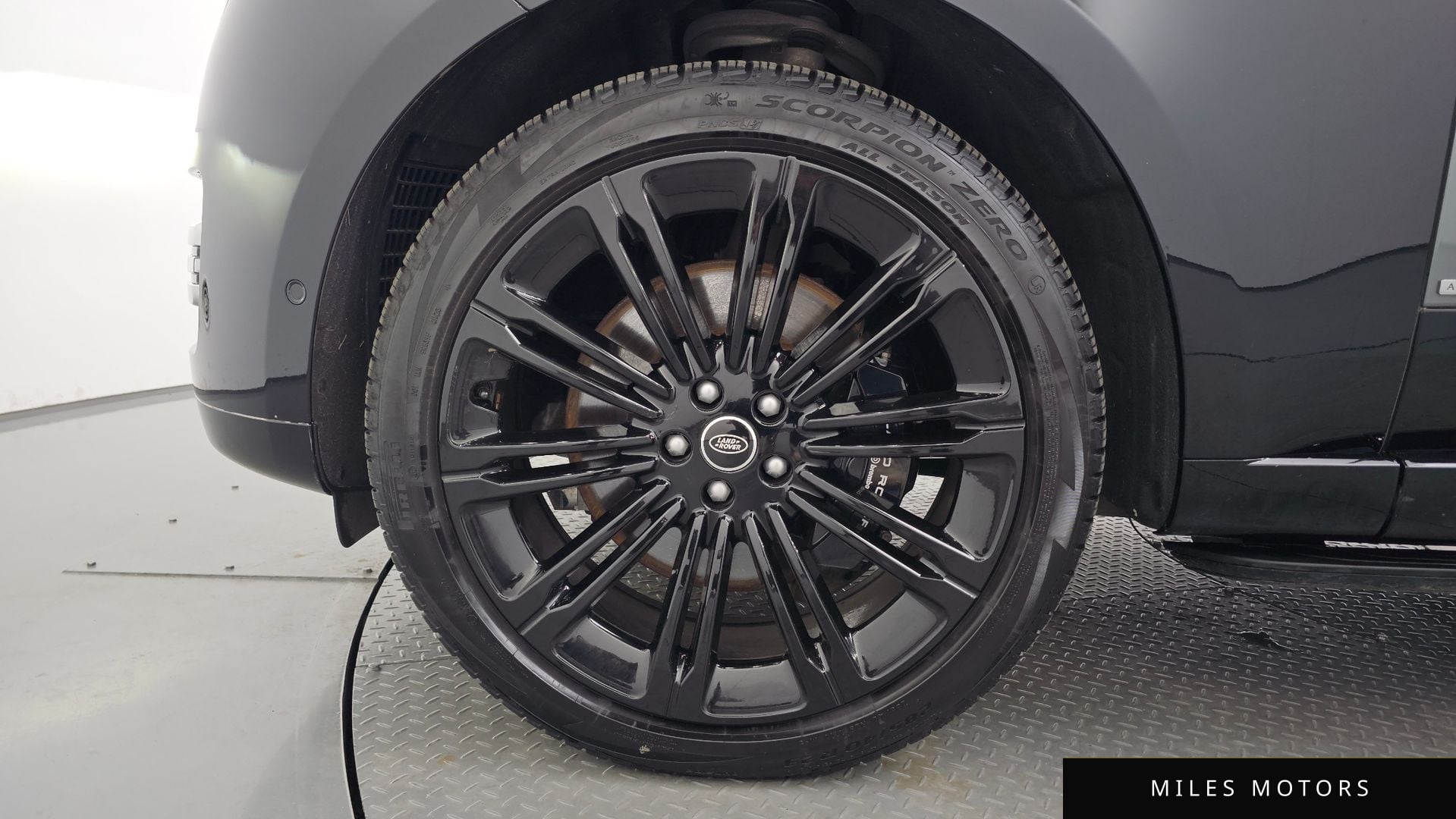 Land Rover Range Rover 2023 — миниатюра 4