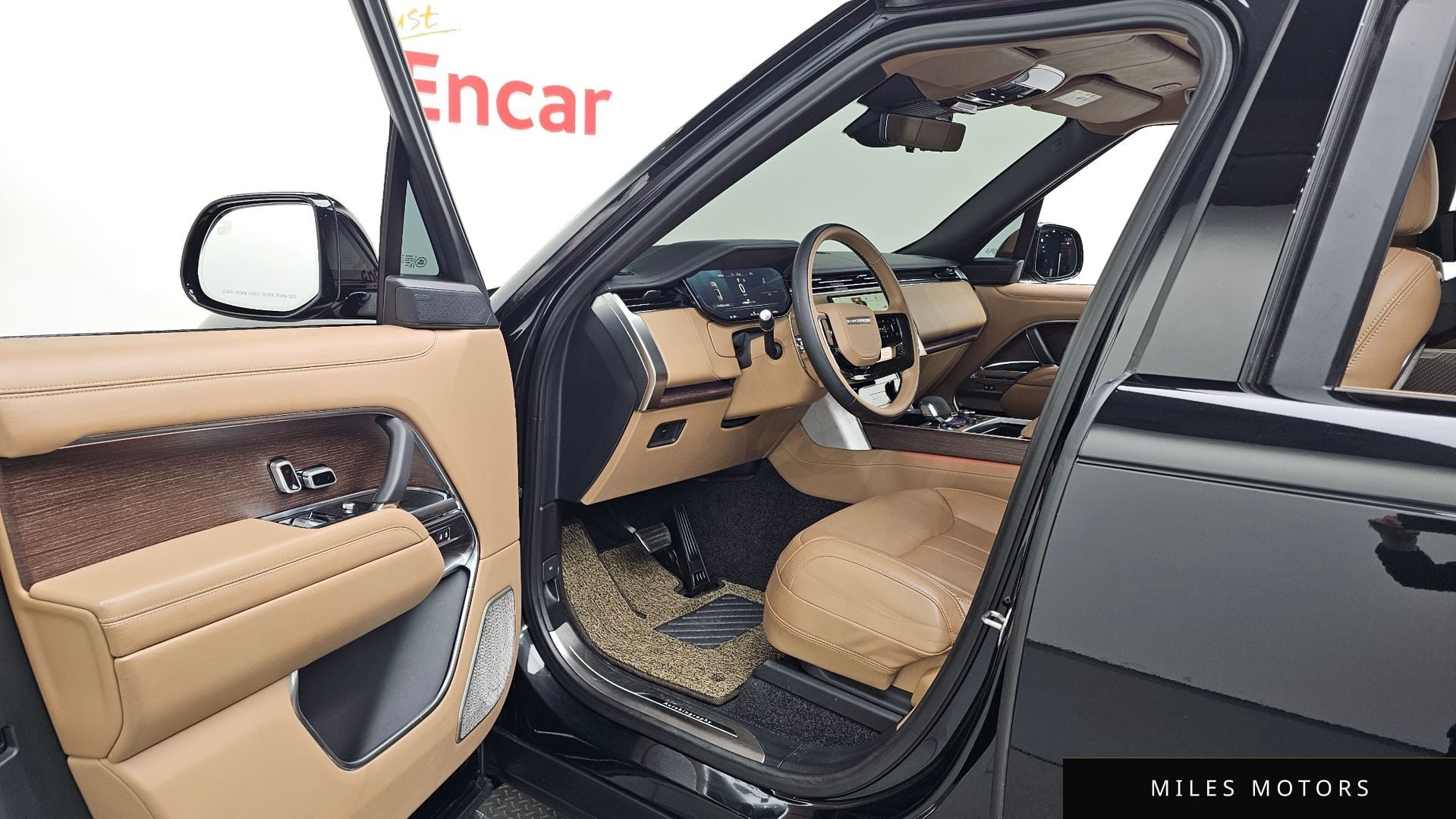 Land Rover Range Rover 2023 — миниатюра 12