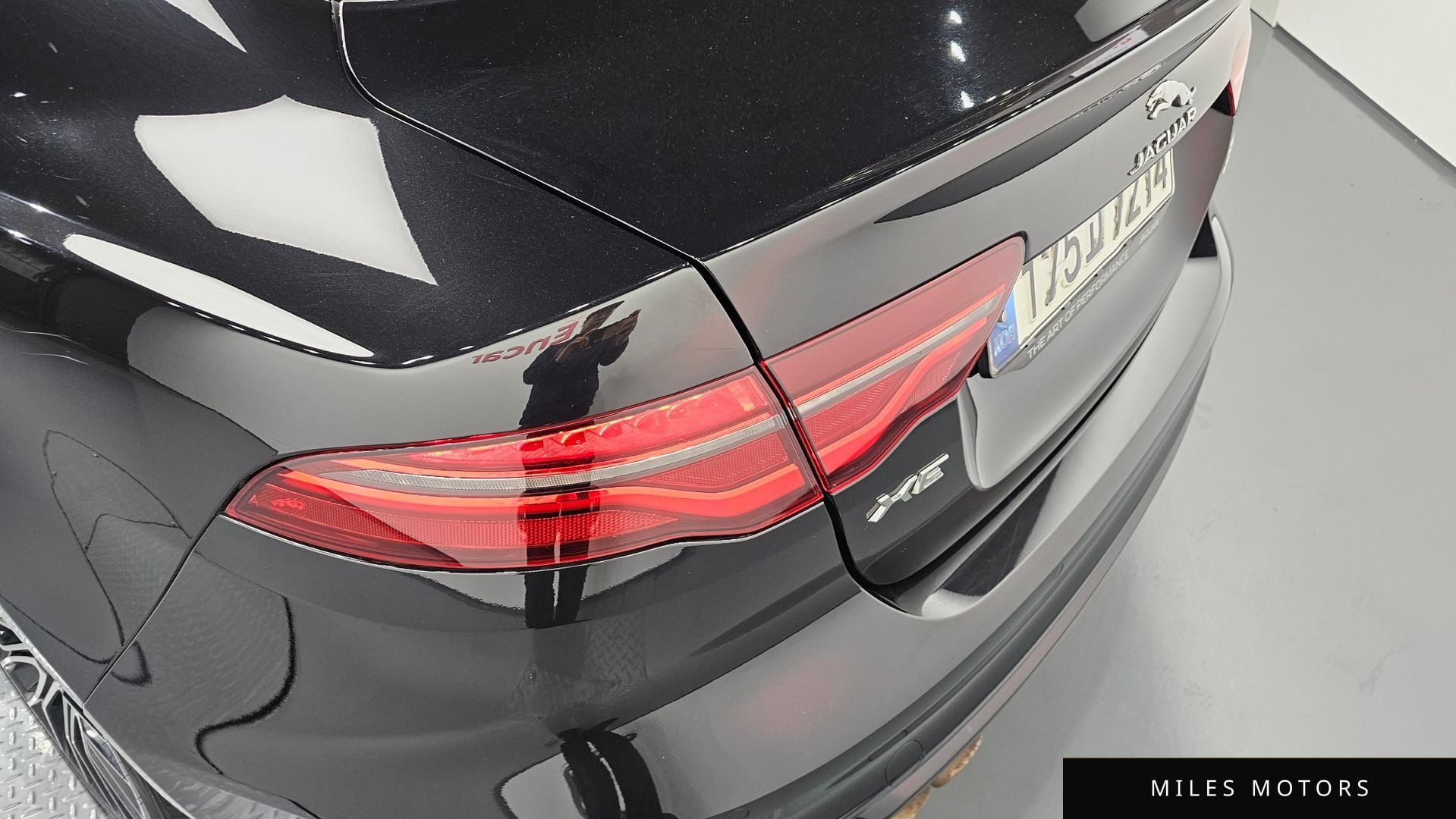 Jaguar XE 2020 — миниатюра 6