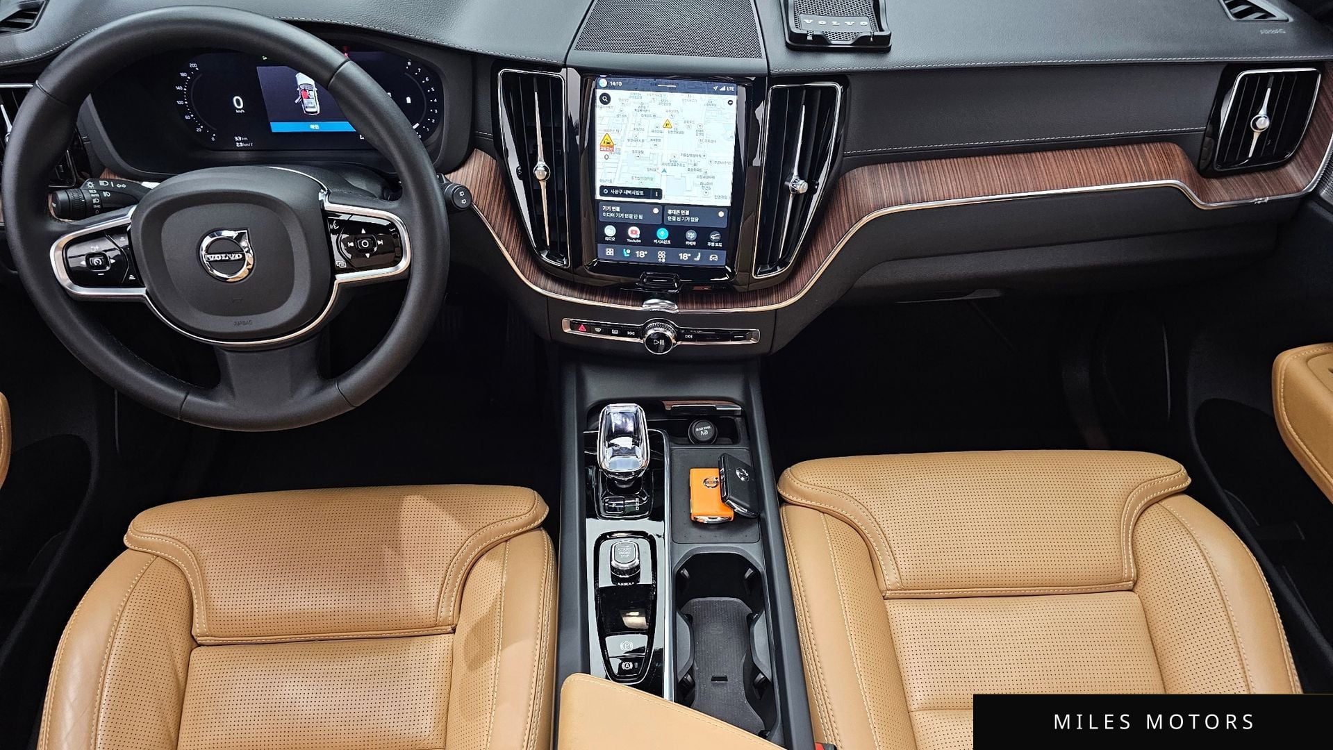 Volvo XC60 2023 — миниатюра 7