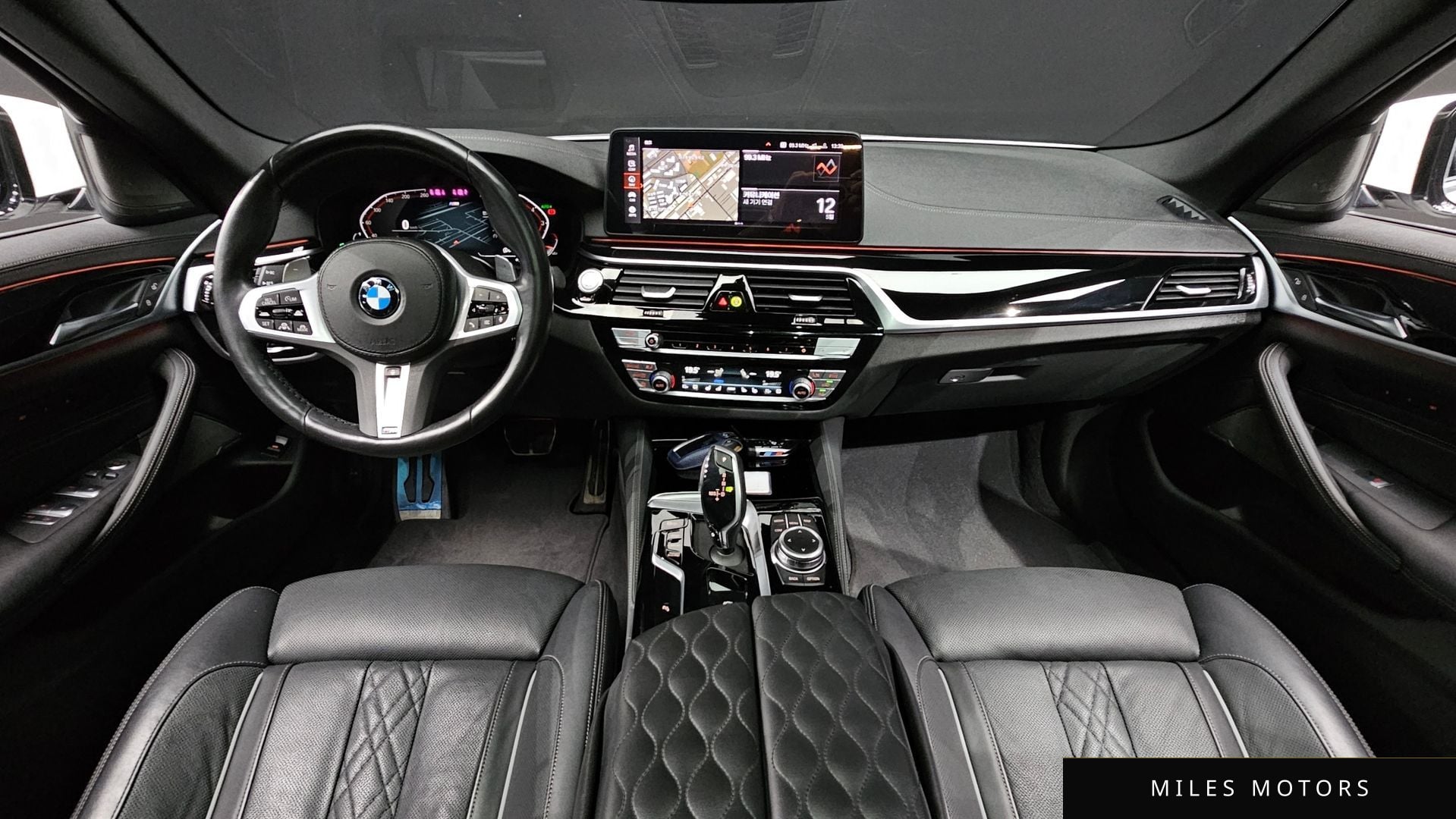 BMW 5 Series (G30) 2022 — миниатюра 10