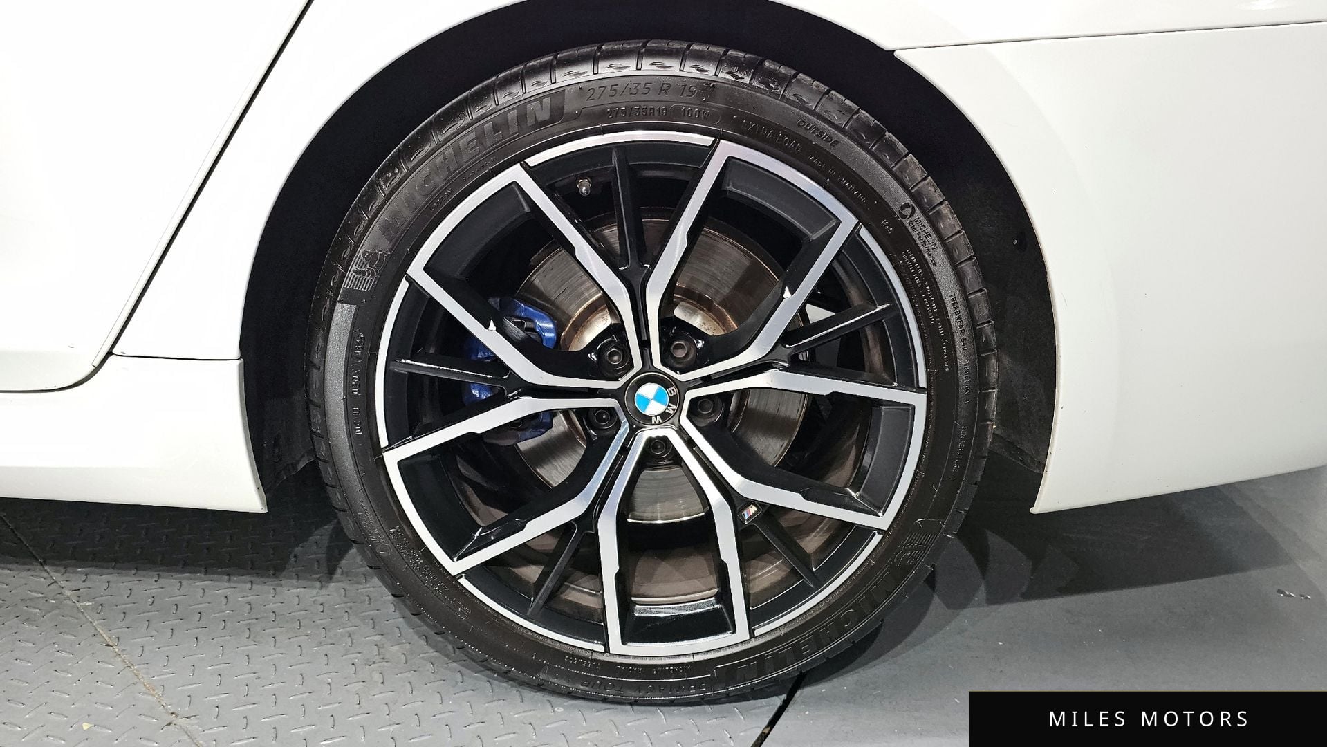 BMW 5 Series (G30) 2022 — миниатюра 7