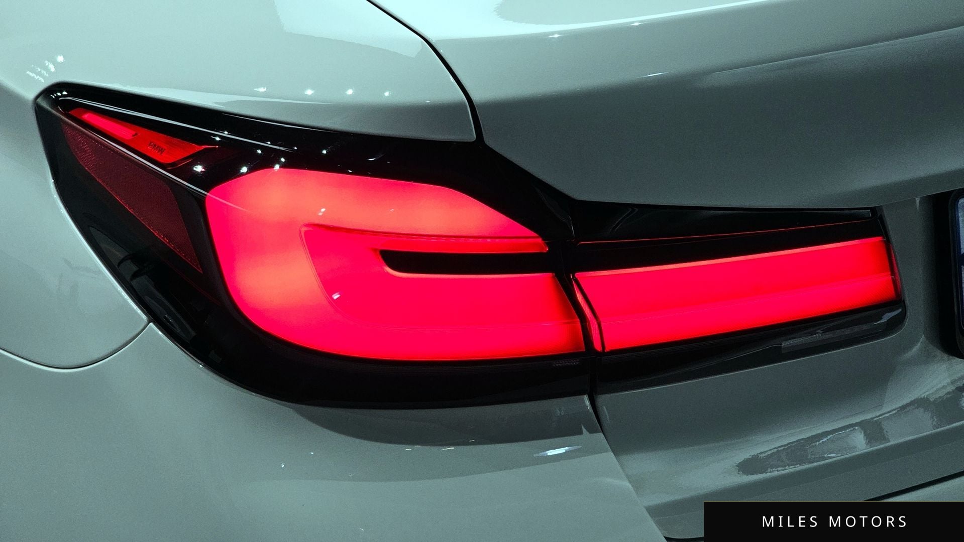 BMW 5 Series (G30) 2022 — миниатюра 9