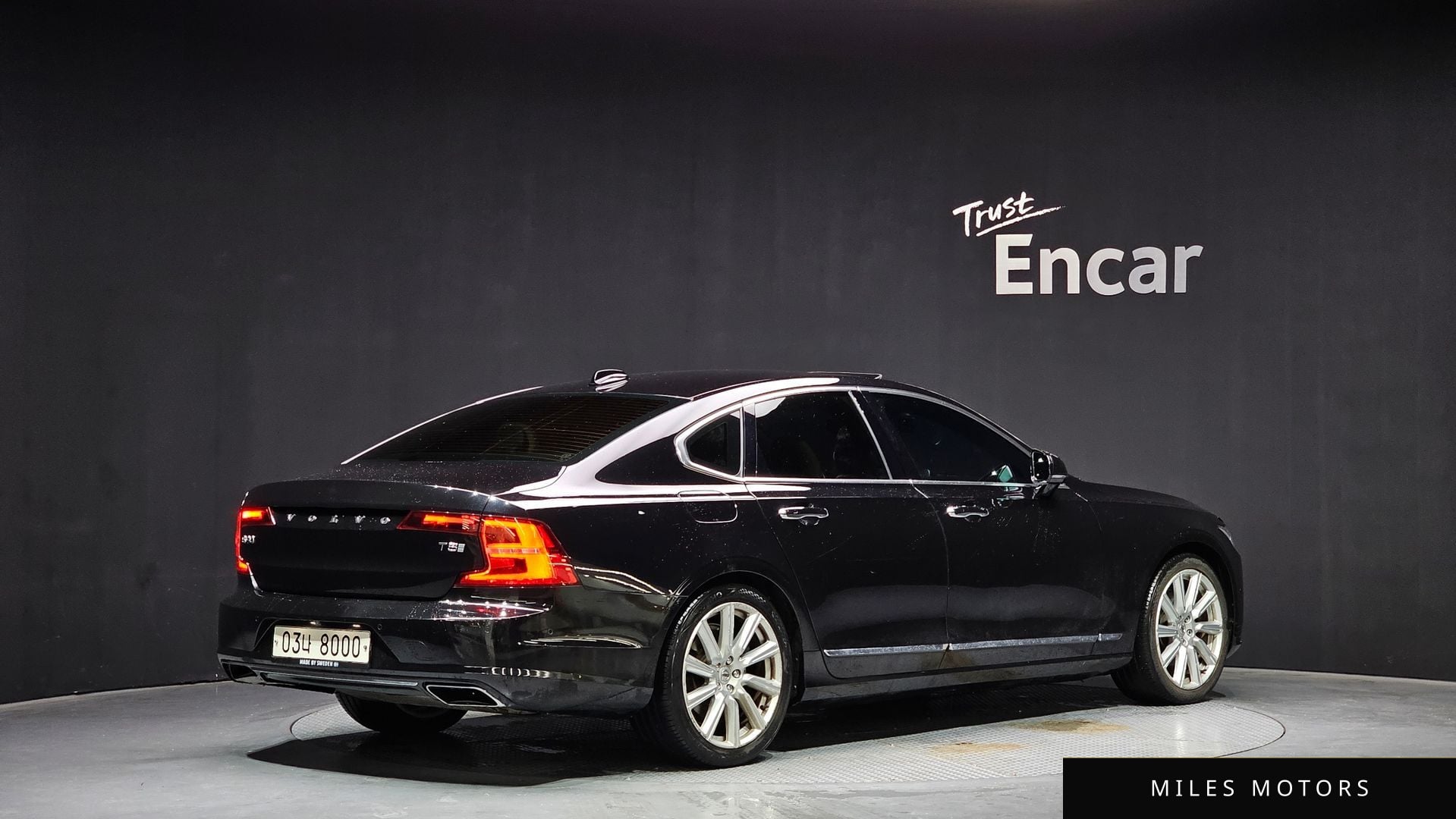 Volvo S90 2017 — миниатюра 2
