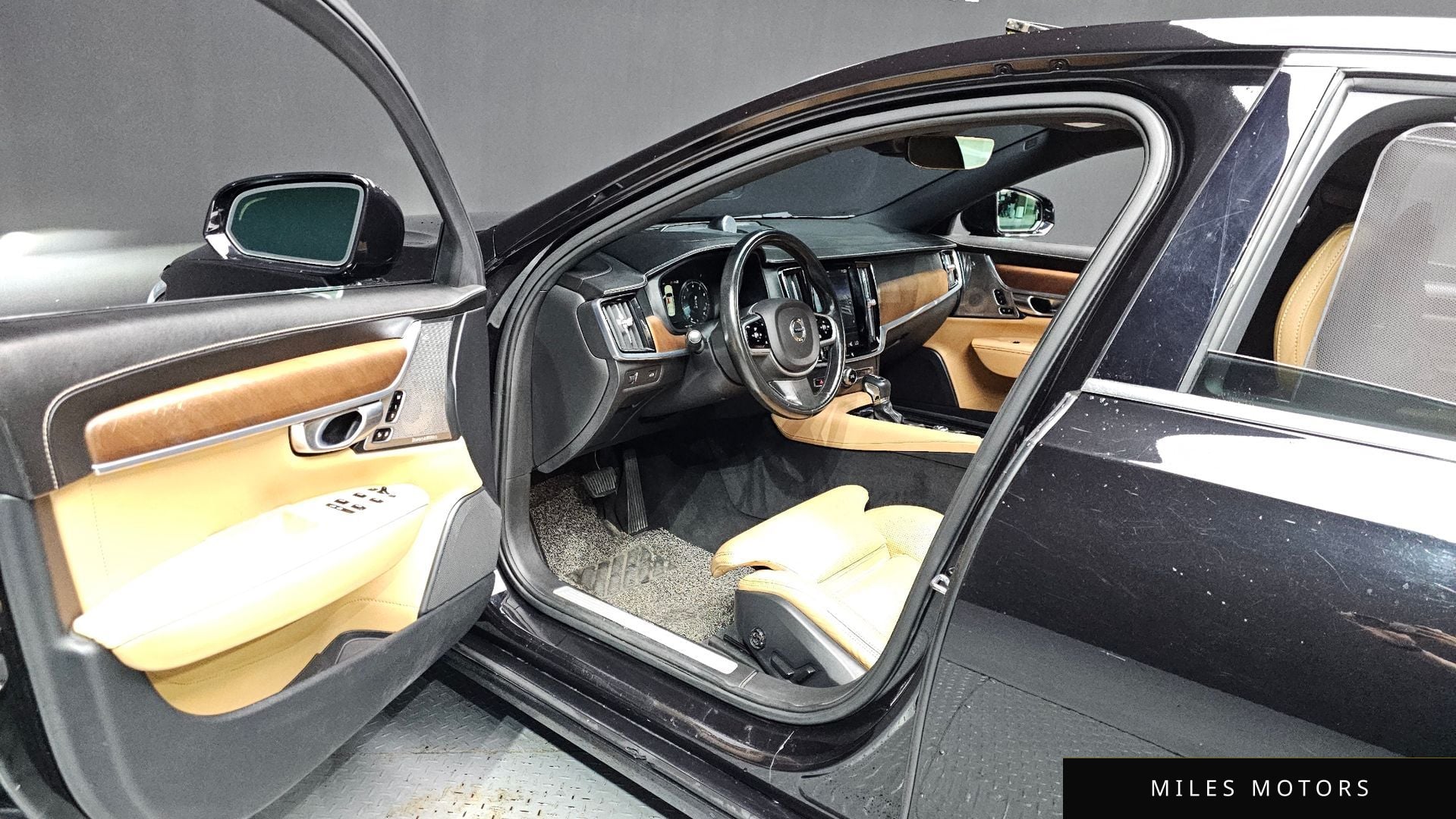 Volvo S90 2017 — миниатюра 10