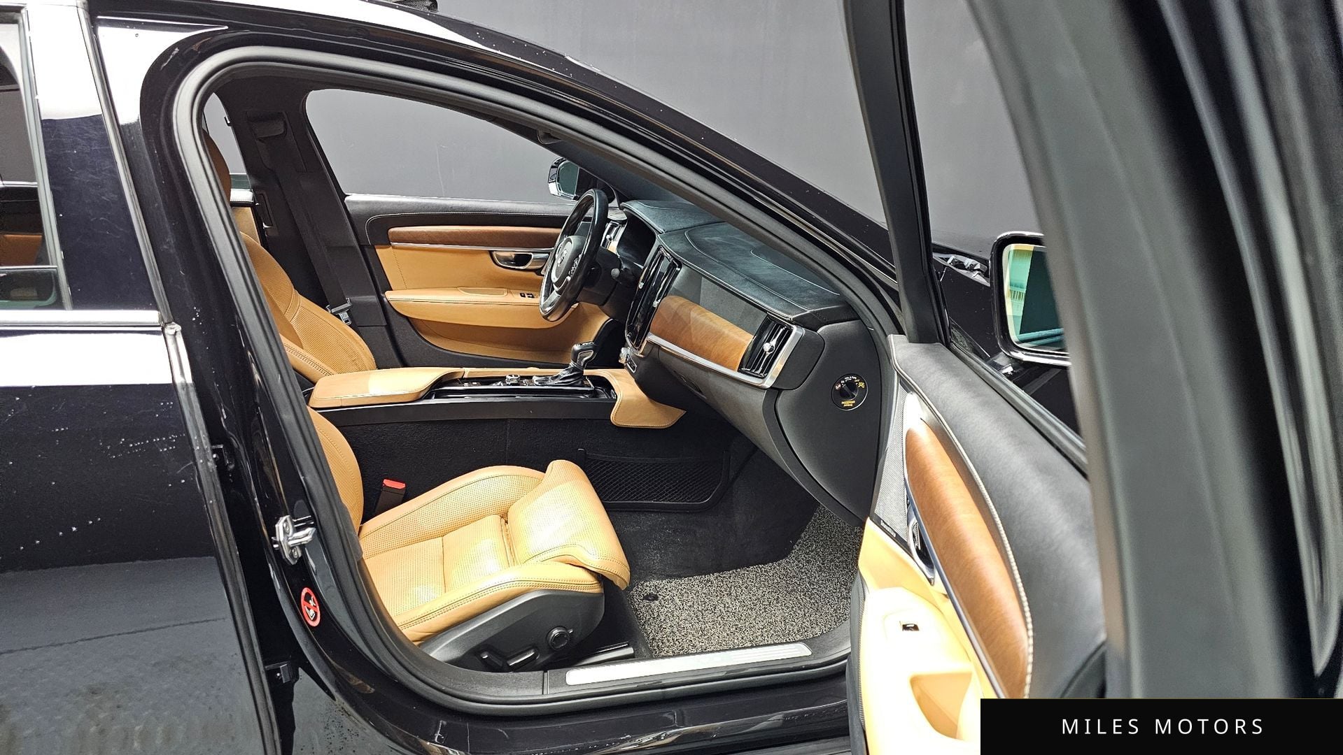 Volvo S90 2017 — миниатюра 11
