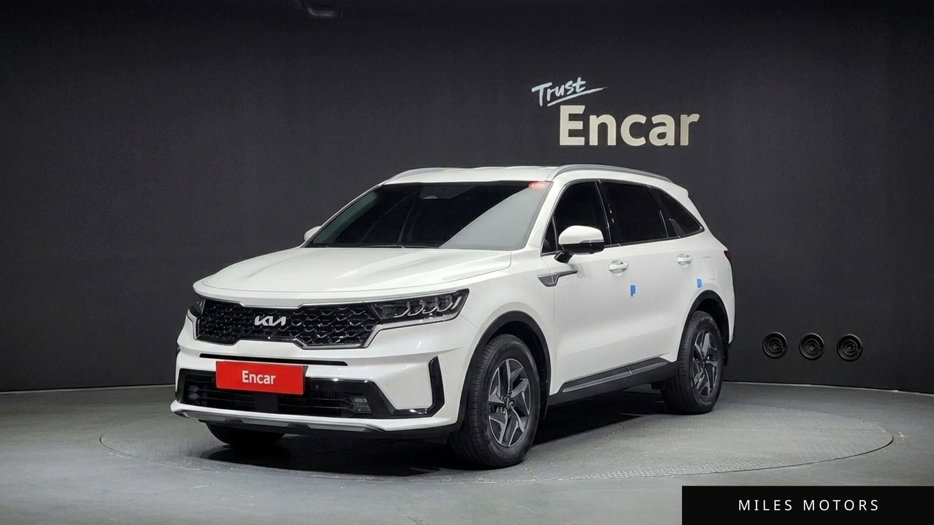 Kia Sorento 2023 — фото 1 из 12