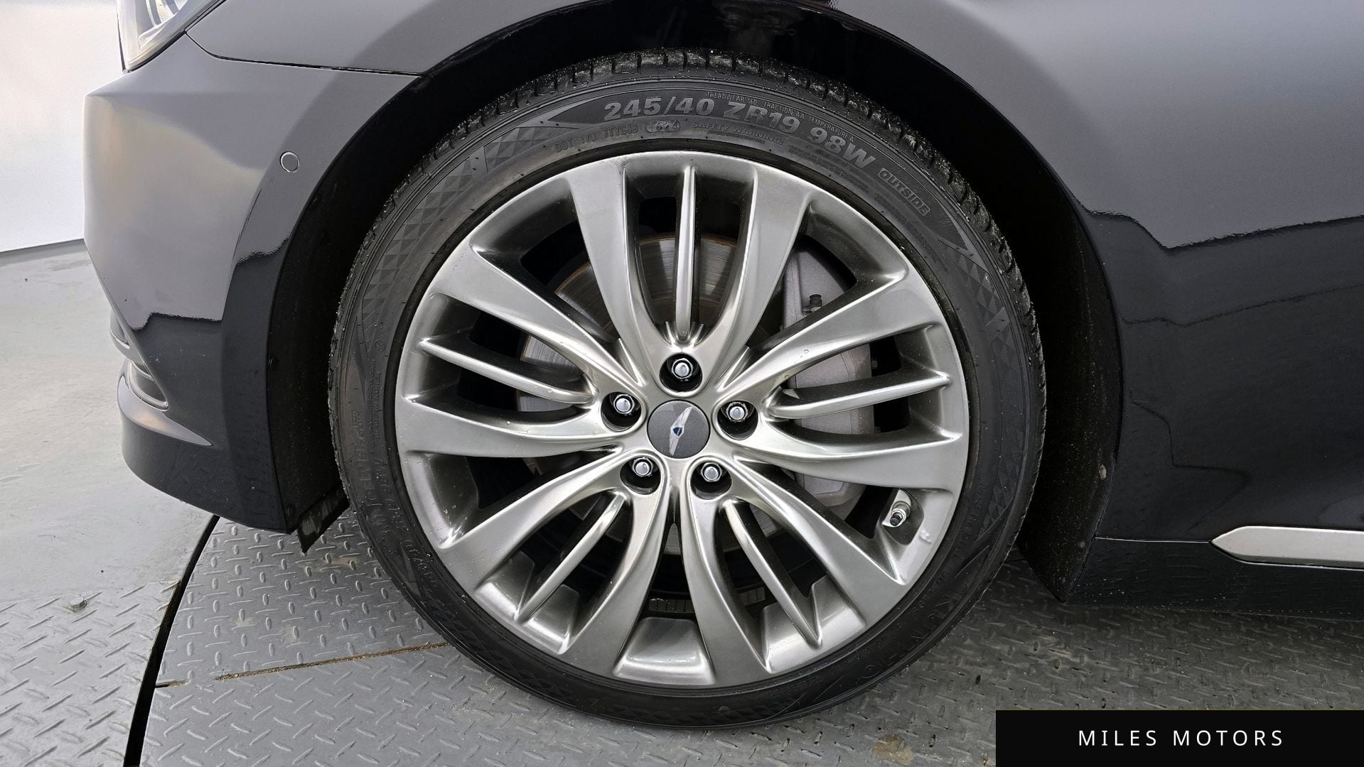 Hyundai Genesis 2016 — миниатюра 5