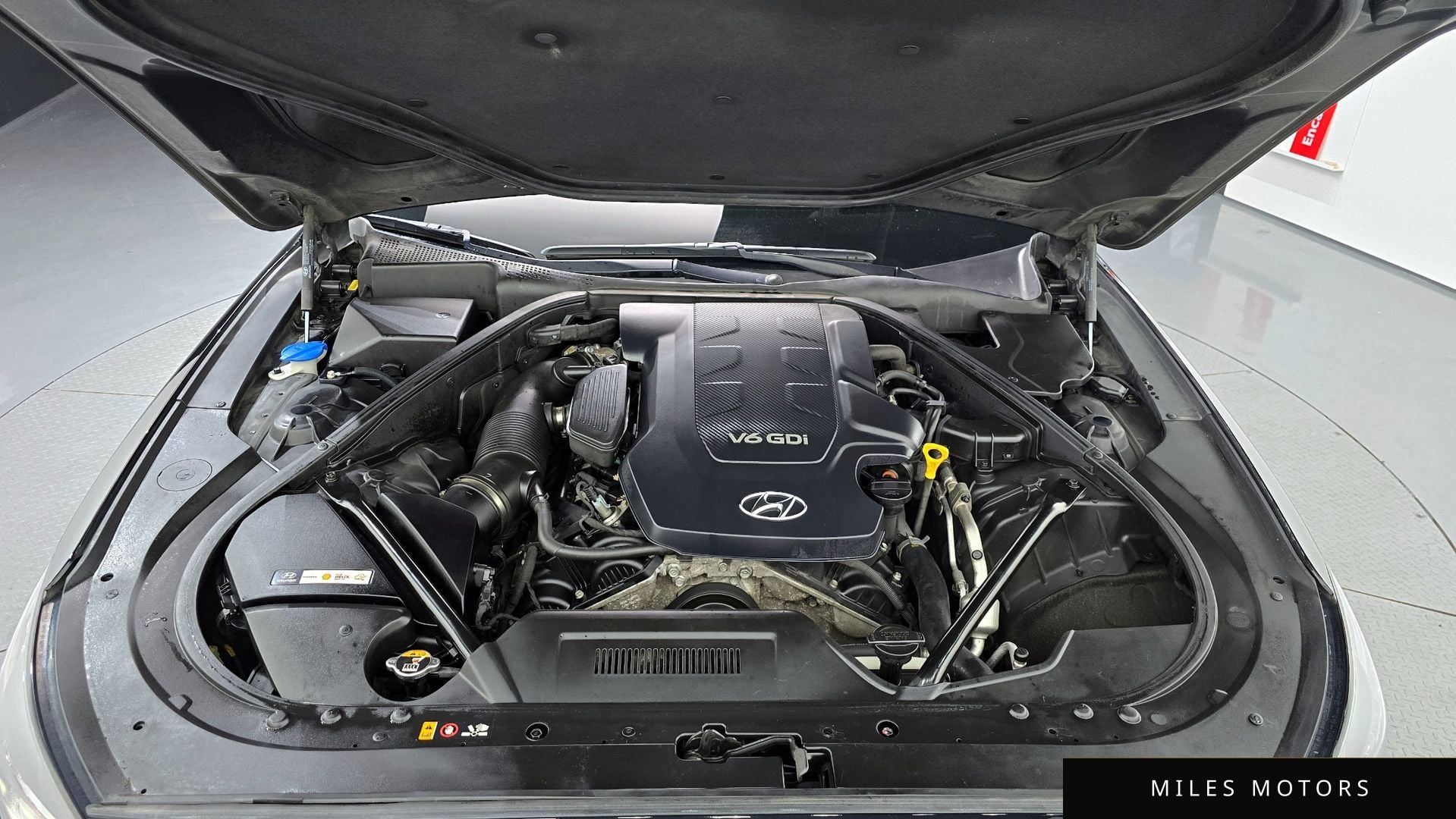 Hyundai Genesis 2016 — миниатюра 6