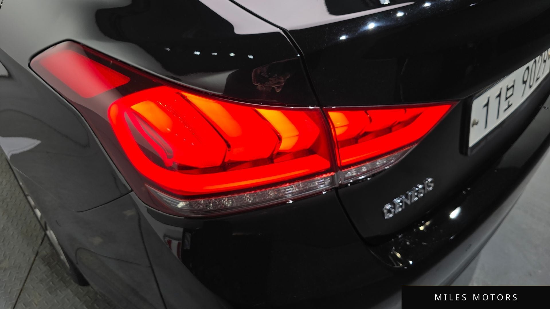 Hyundai Genesis 2016 — миниатюра 9