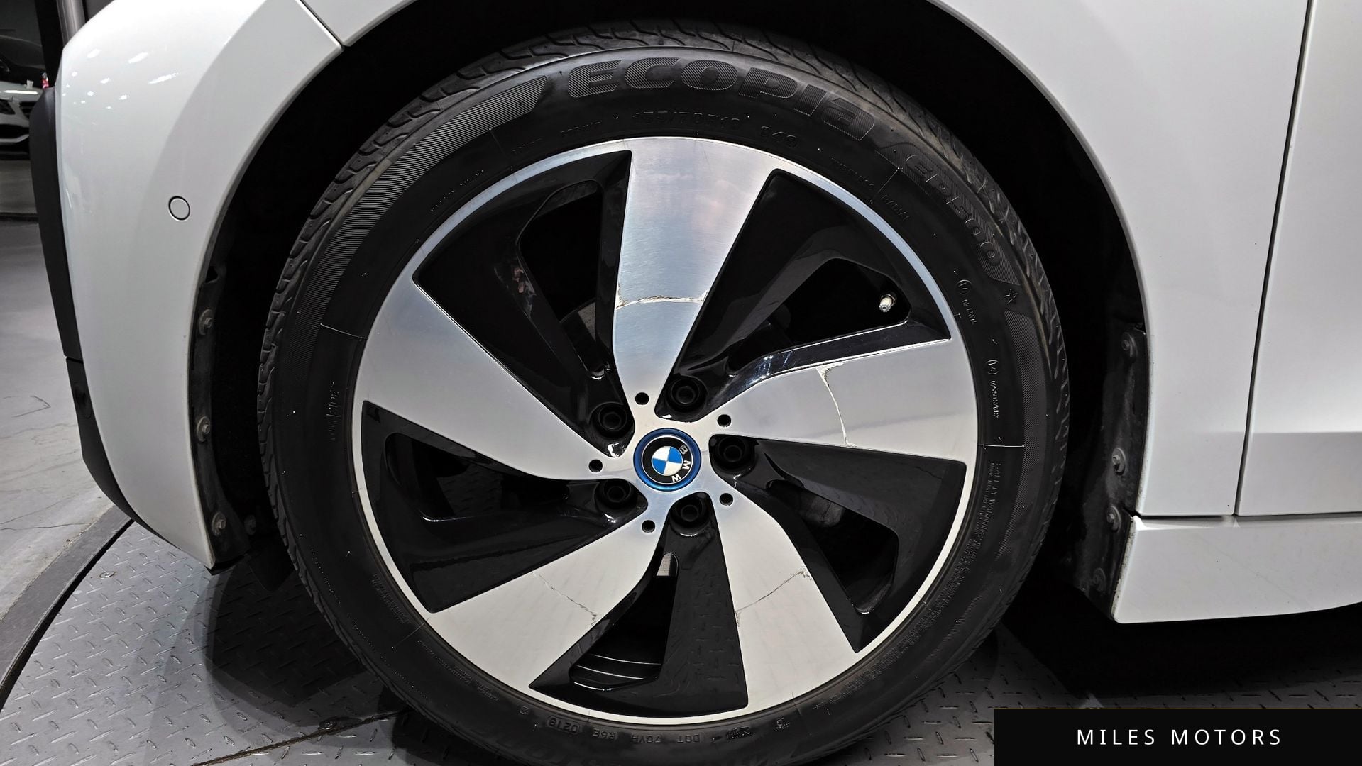 BMW i3 2018 — миниатюра 5