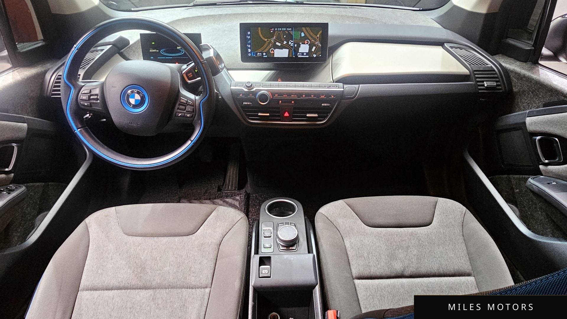 BMW i3 2018 — миниатюра 10