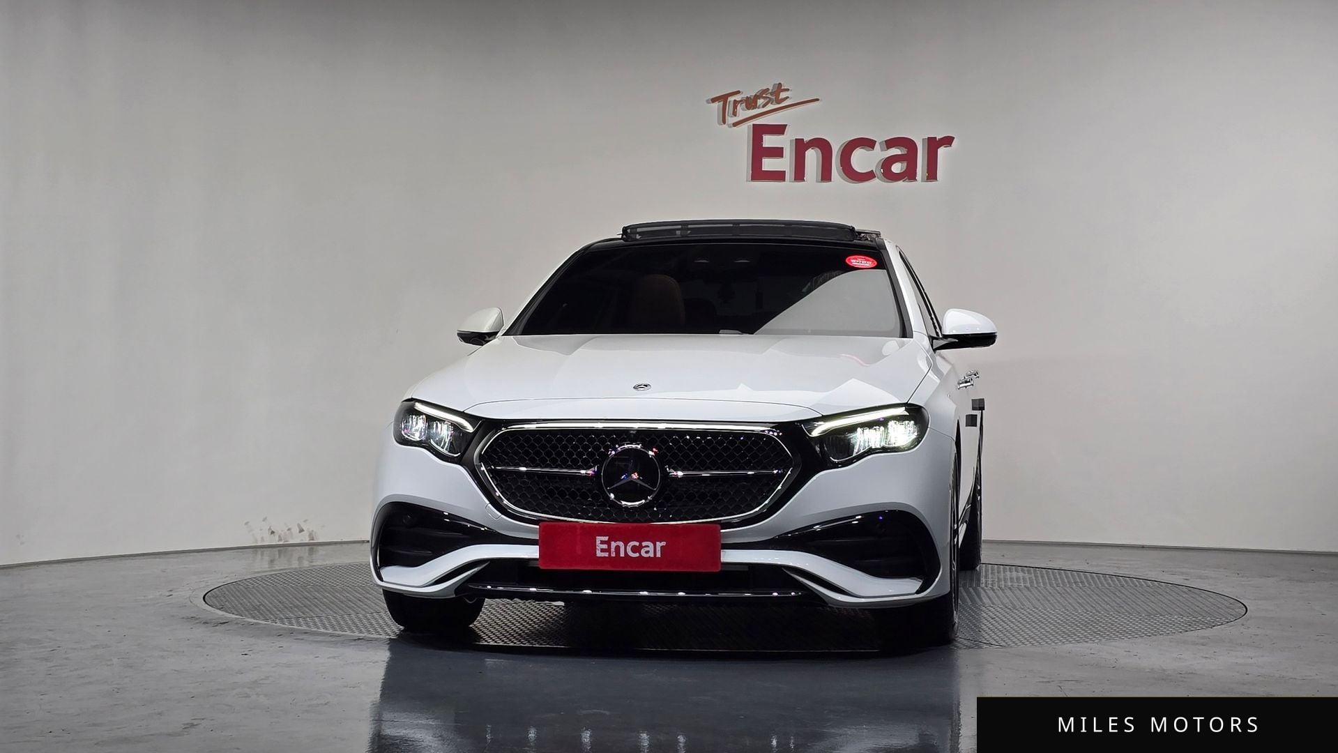 Mercedes-Benz E-Class W214 2026 — миниатюра 3