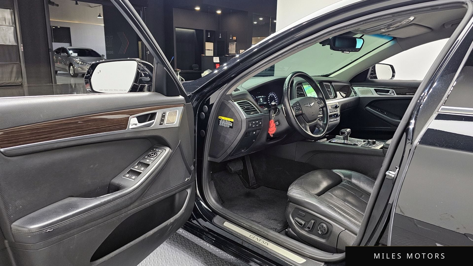 Genesis G80 2017 — миниатюра 10
