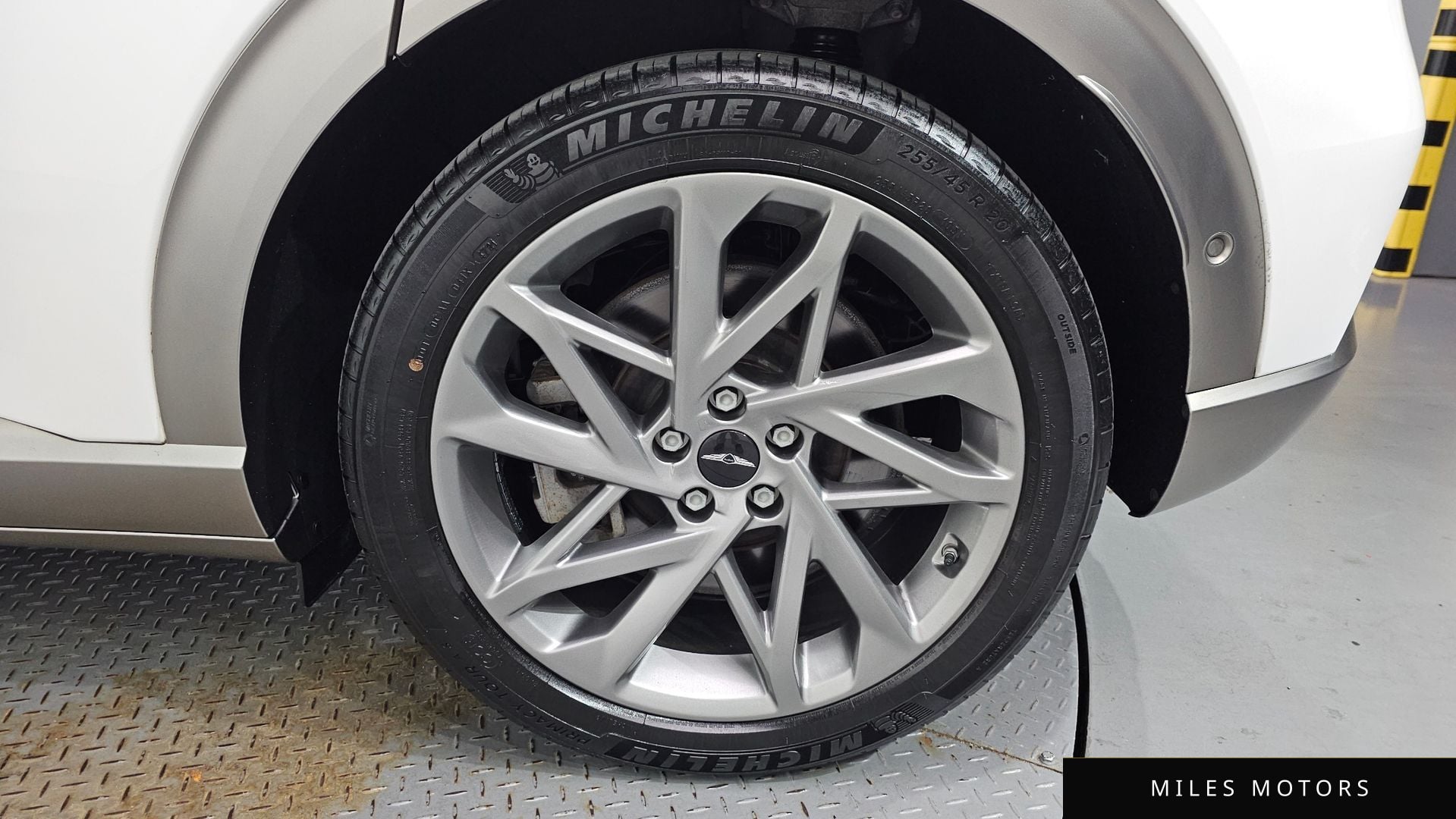 Genesis GV60 2022 — миниатюра 7