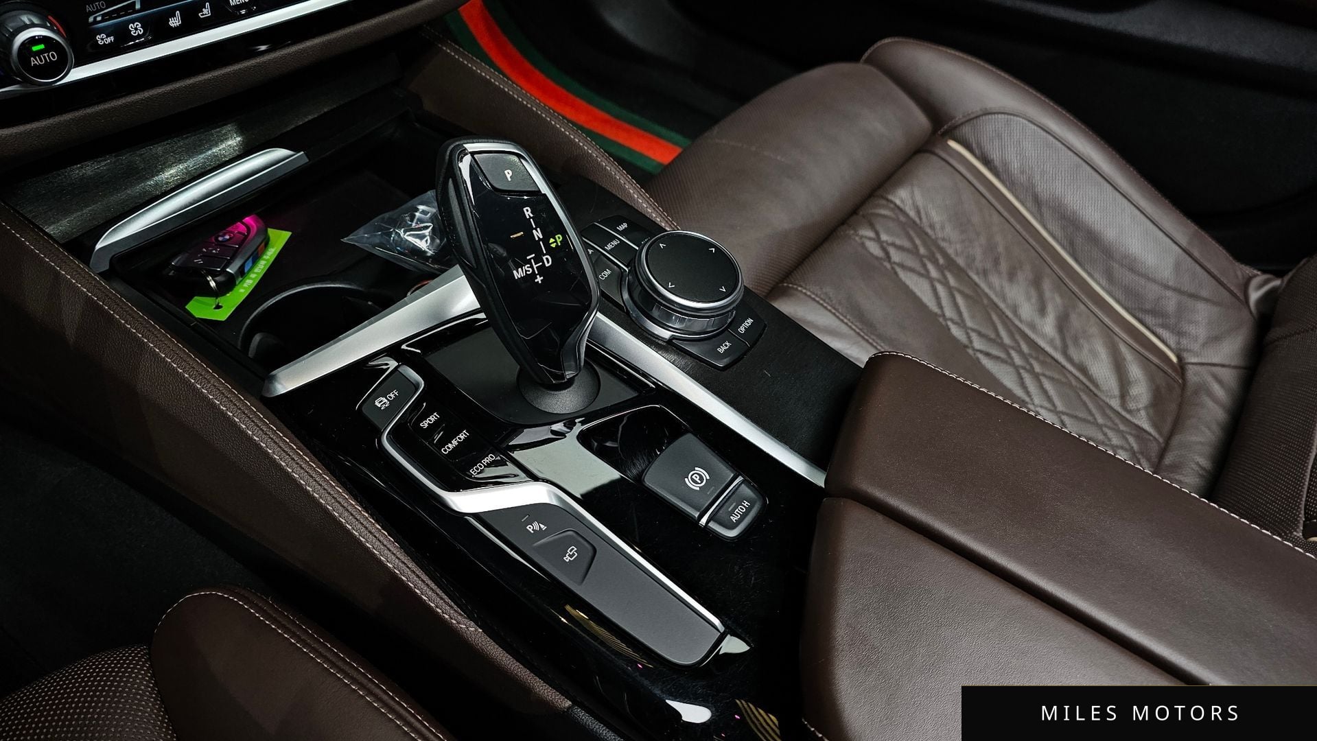 BMW 5 Series (G30) 2018 — миниатюра 12
