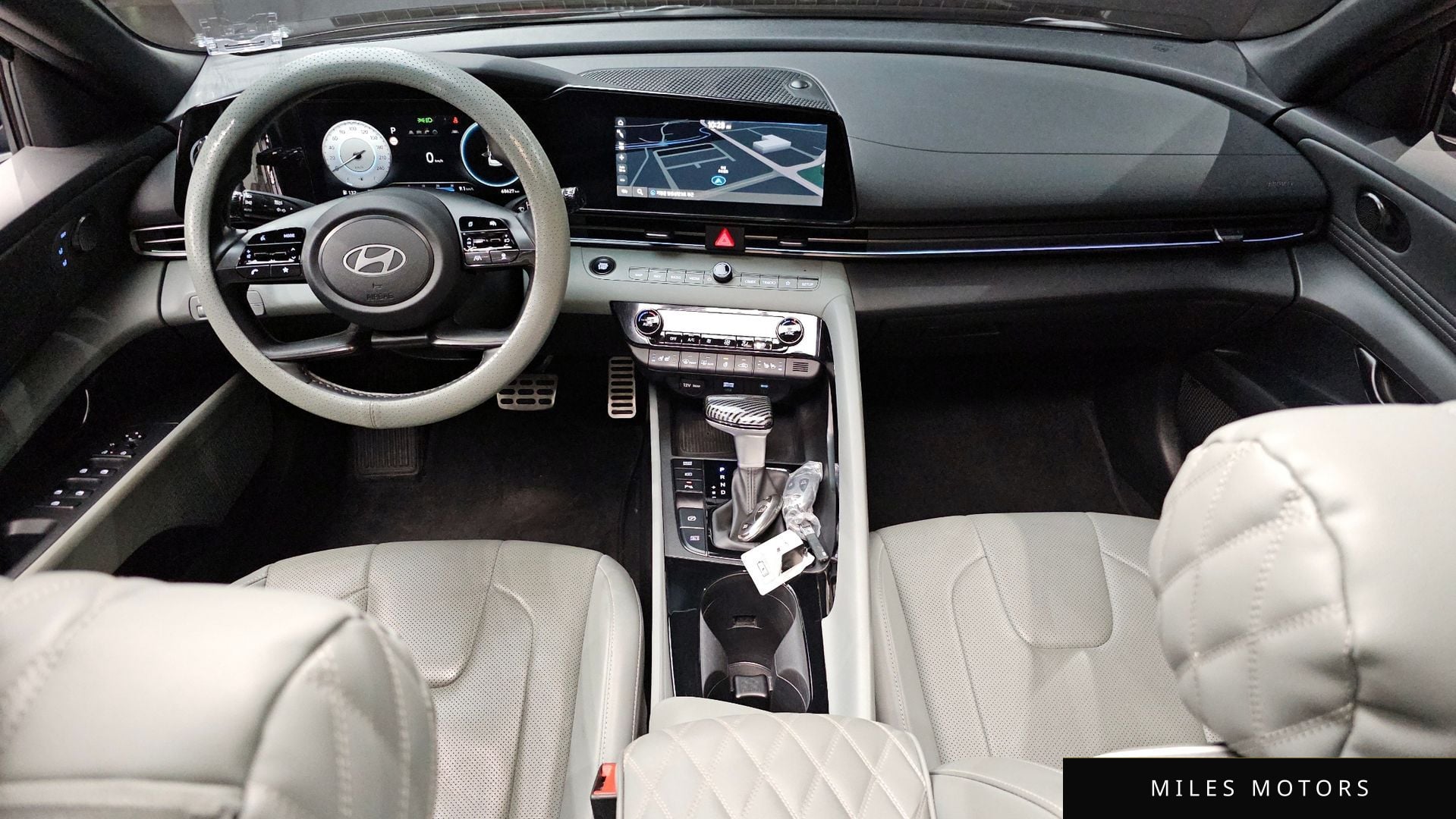 Hyundai AVANTE 2024 — миниатюра 10