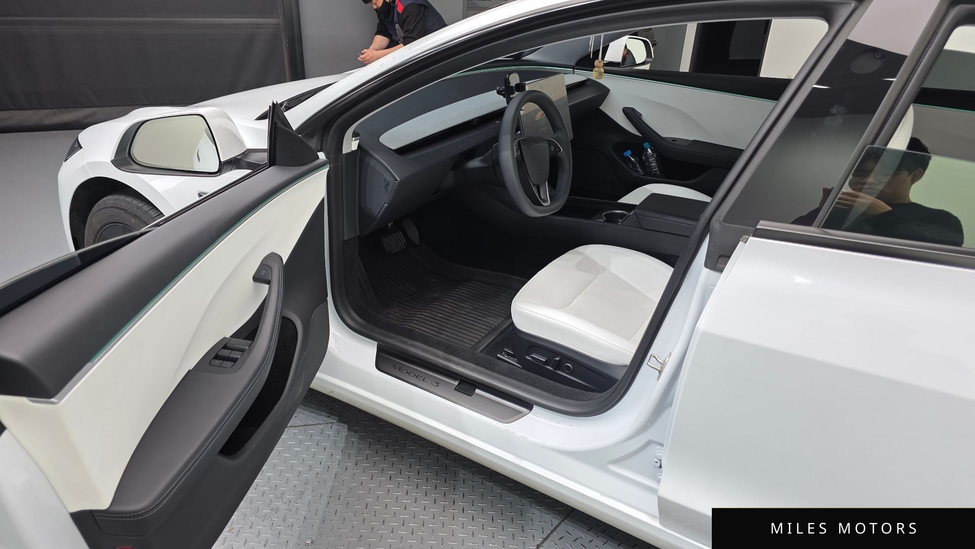 Tesla Model 3 2024 — миниатюра 10