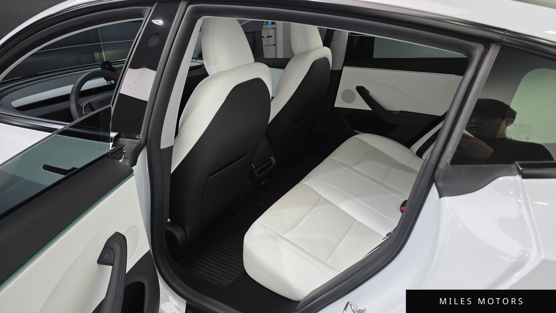 Tesla Model 3 2024 — миниатюра 11