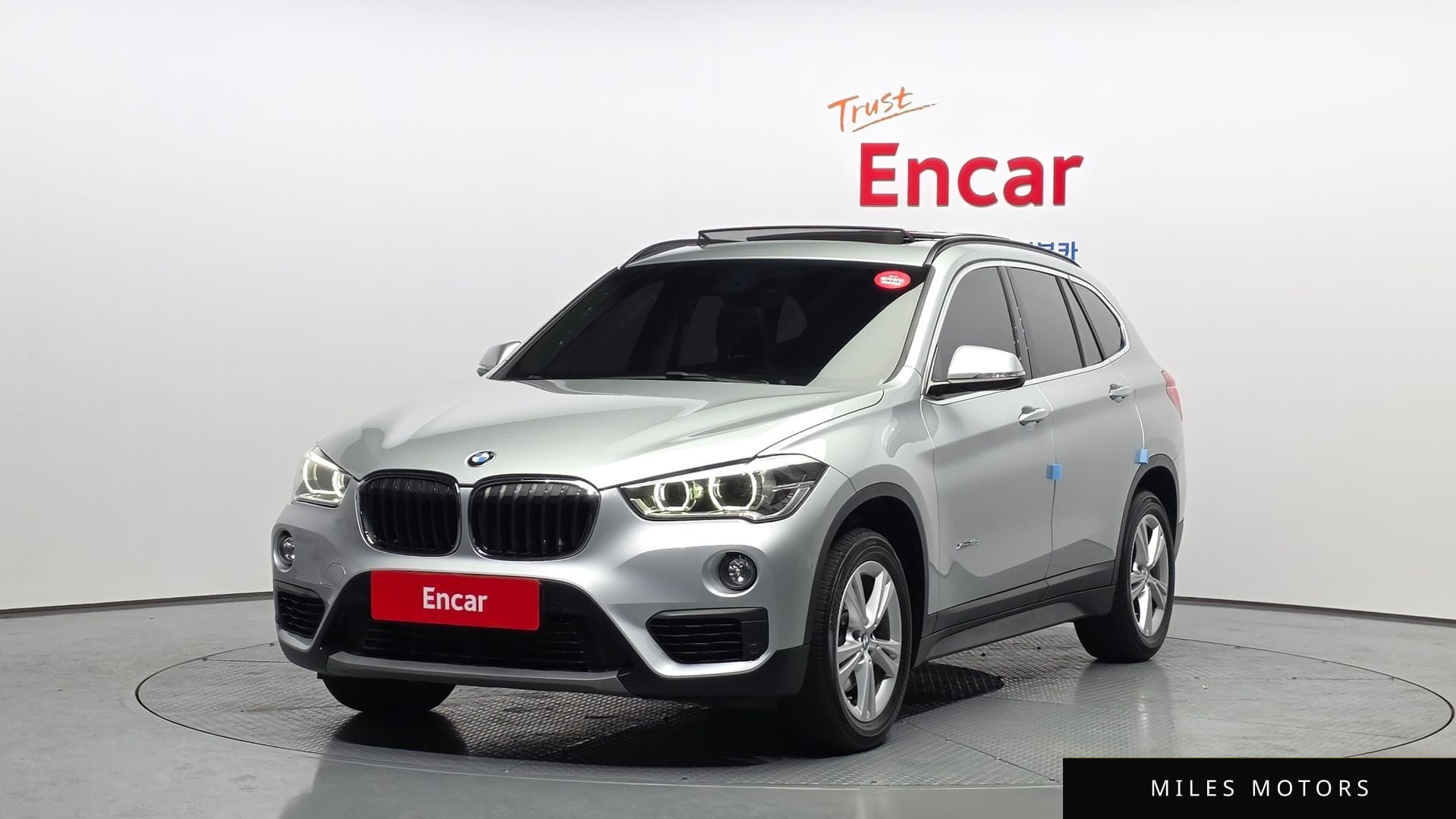 BMW X1 (F48) 2017 — фото 1 из 12
