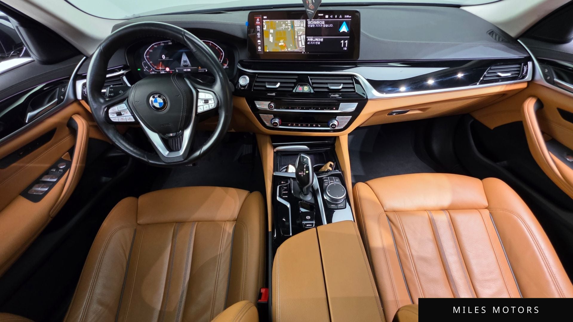 BMW 5 Series (G30) 2022 — миниатюра 10