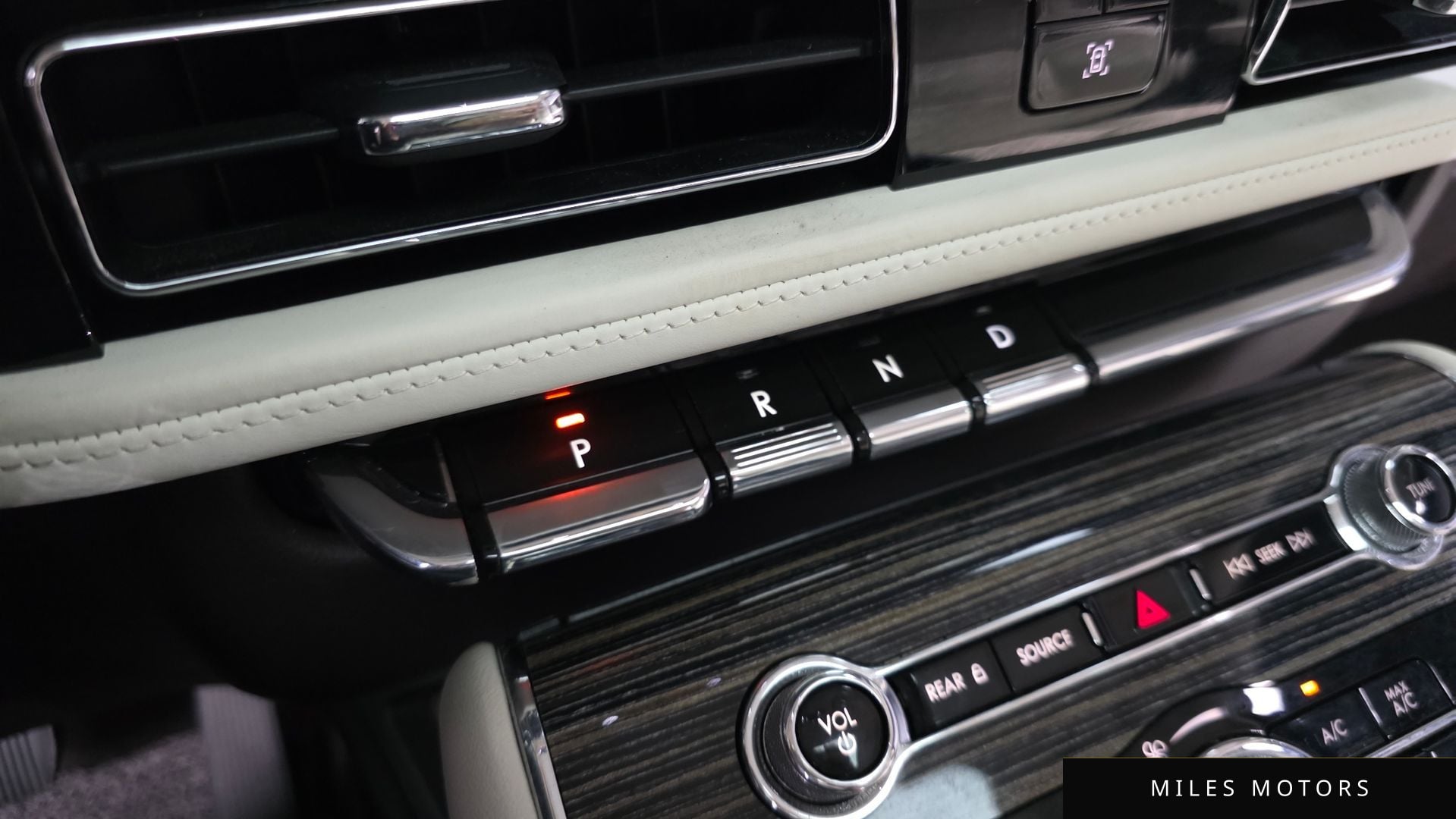 Lincoln Aviator 2021 — миниатюра 11