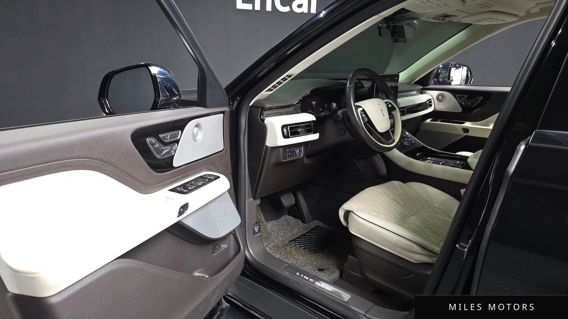 Lincoln Aviator 2021 — миниатюра 12